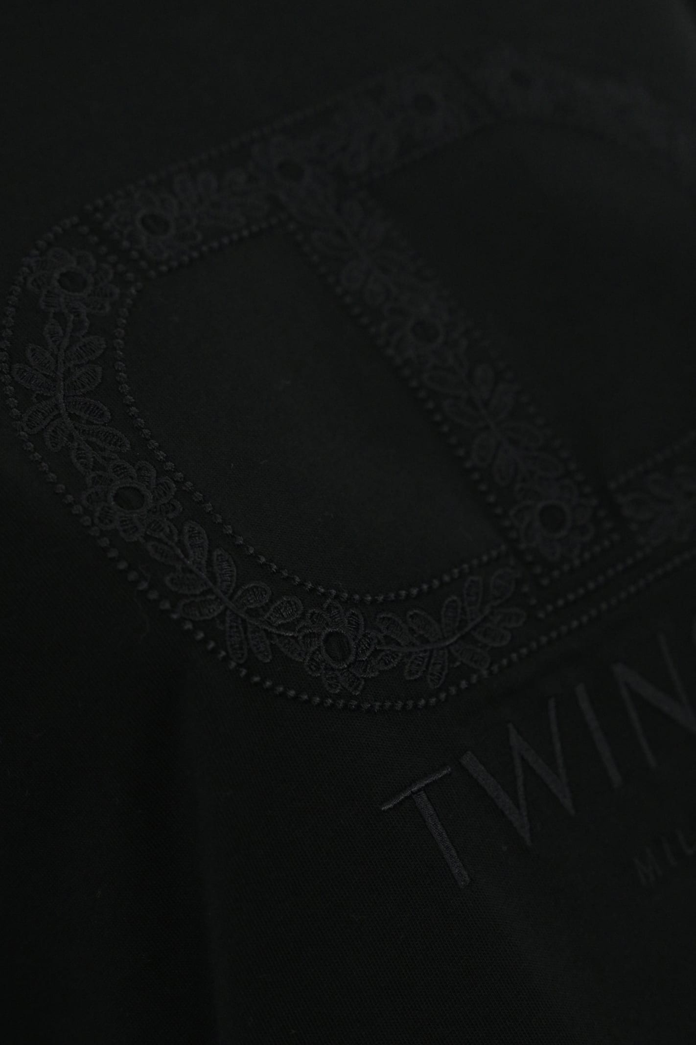 Twinset Oval-t Cotton T-shirt In Nero