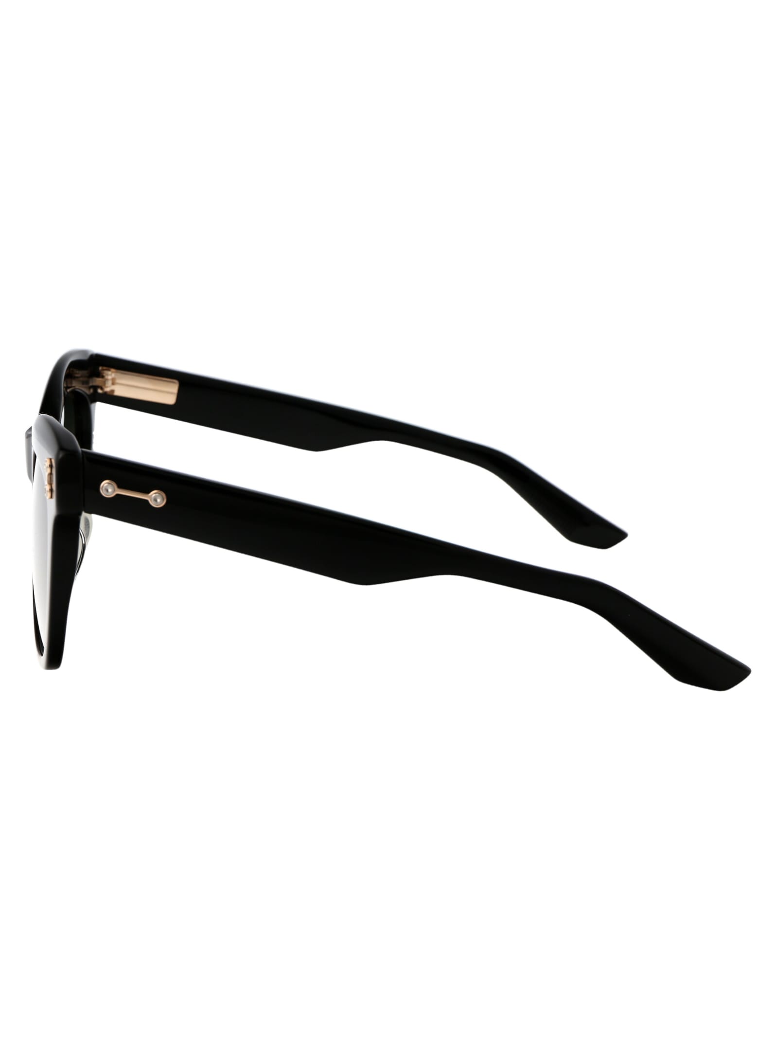 Shop Akoni Vela Sunglasses In Black W/g-15 Grad