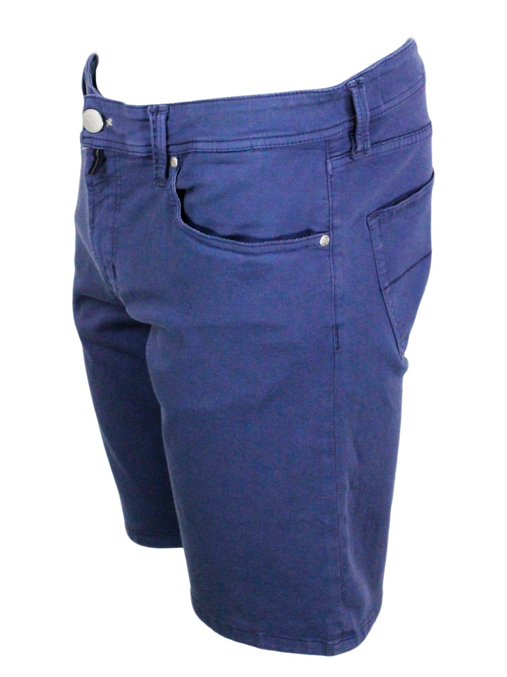 Shop Sartoria Tramarossa Ascanio Slim Bermuda Shorts In Super Stretch Cotton Gabardine With 5 Pockets And Tailored Stitching In Blu Light