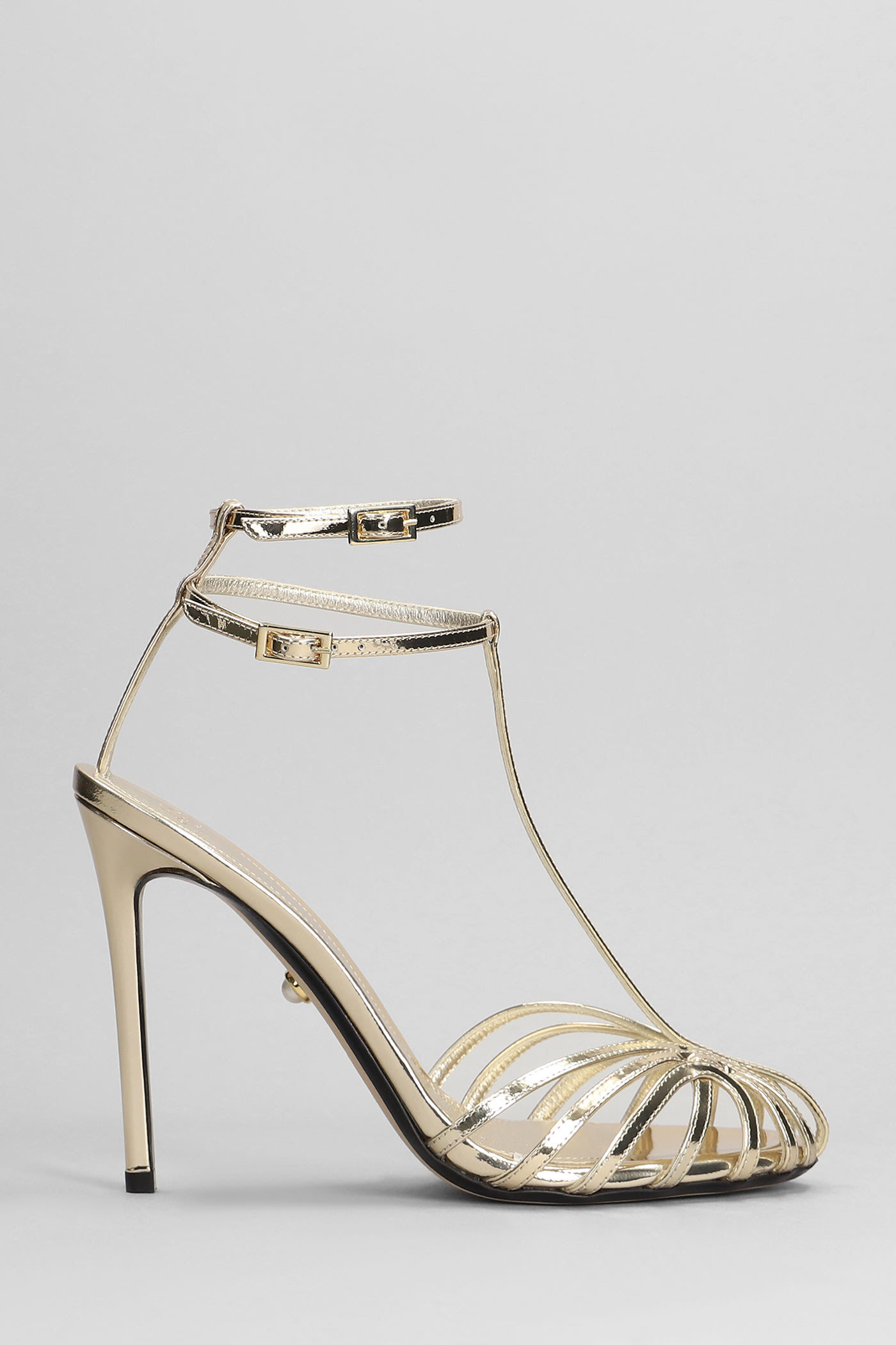 Stella 110 Sandals In Gold Leather