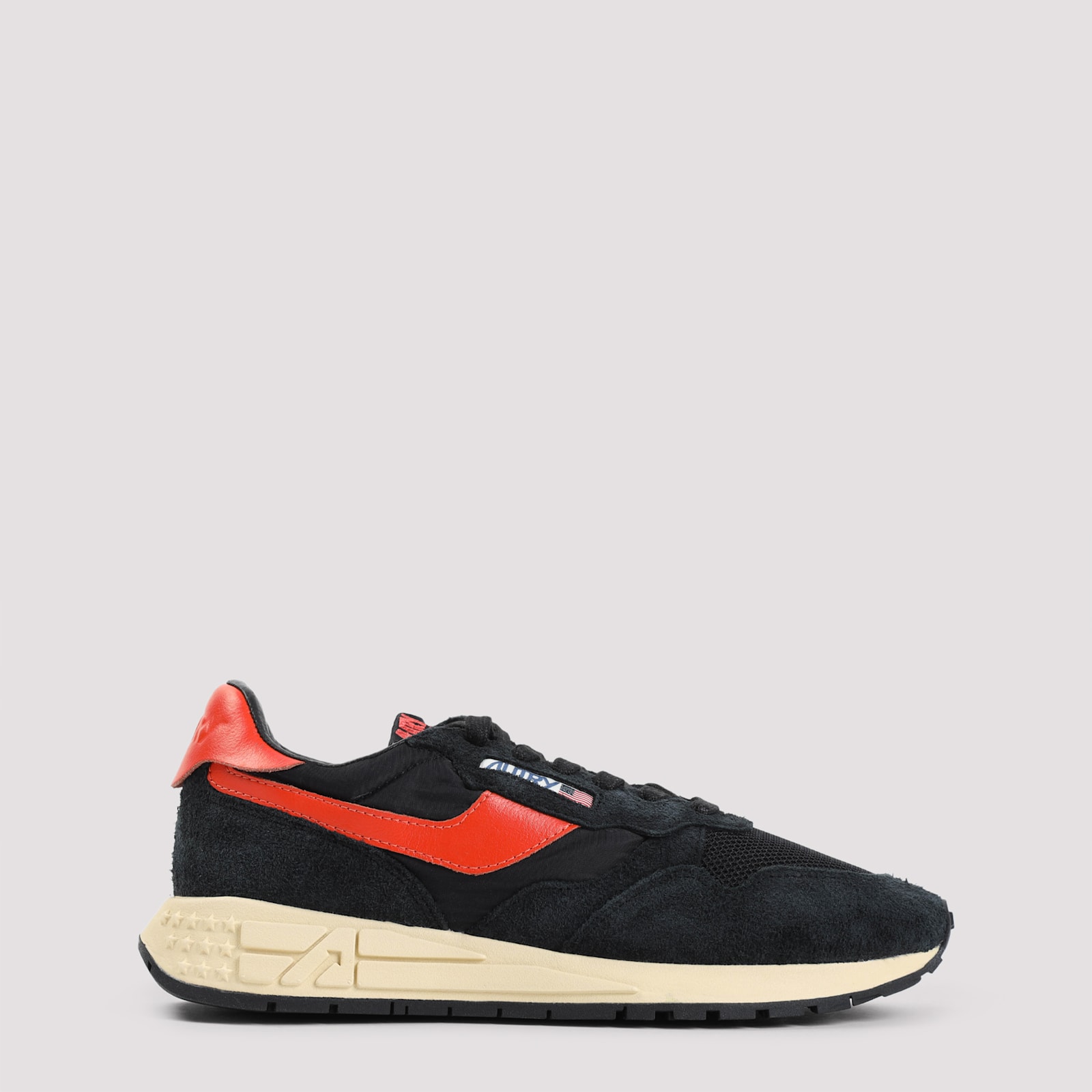 Autry Reelwind Low Sneakers In Black