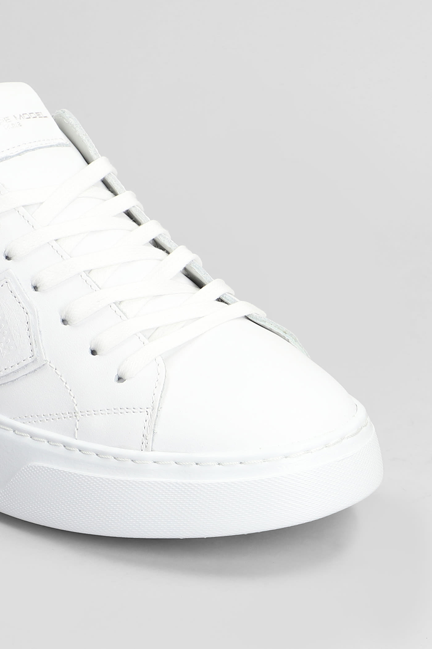 Philippe Model Temple Veau Leather Sneakers In White