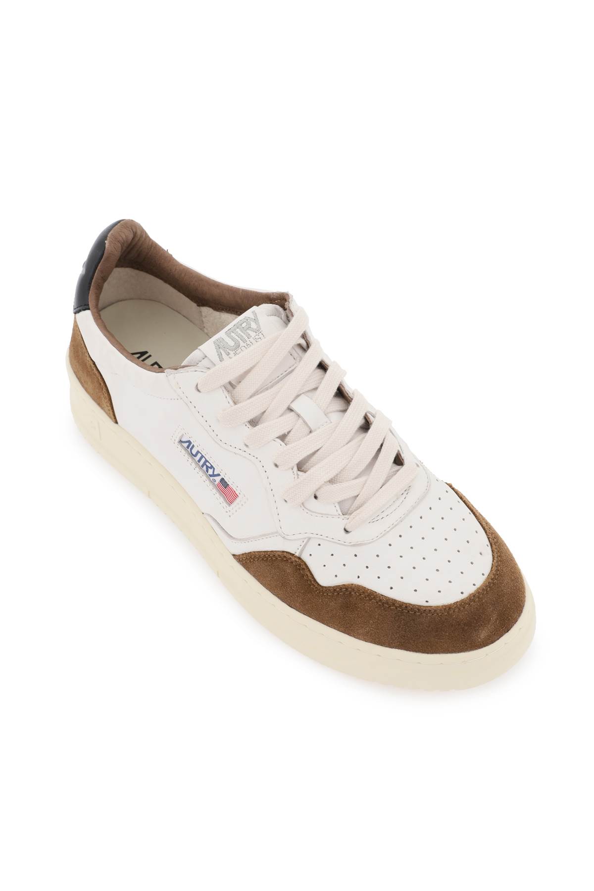 Autry Medalist Low Super Vintage Sneakers In Brown