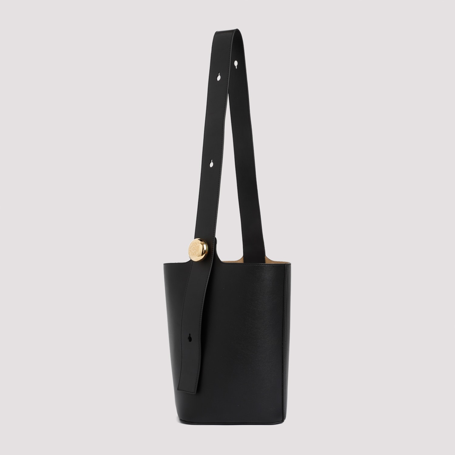 Loewe Black Calf Skin Pebble Bucket Medium Shoulder Bag In Black