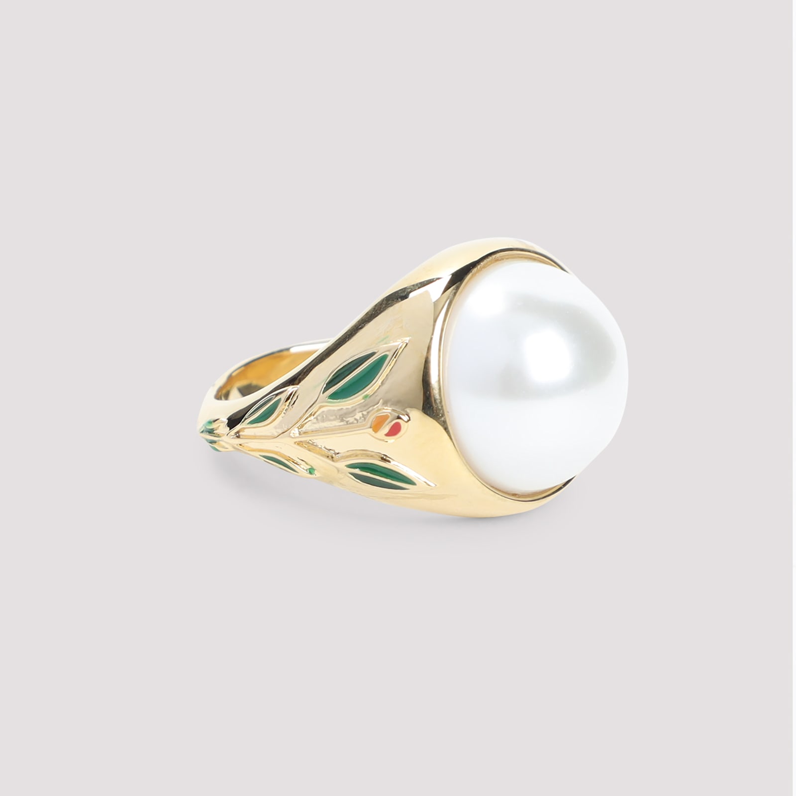 Casablanca Pearl Signet Ring Laurel Detailing In Gold