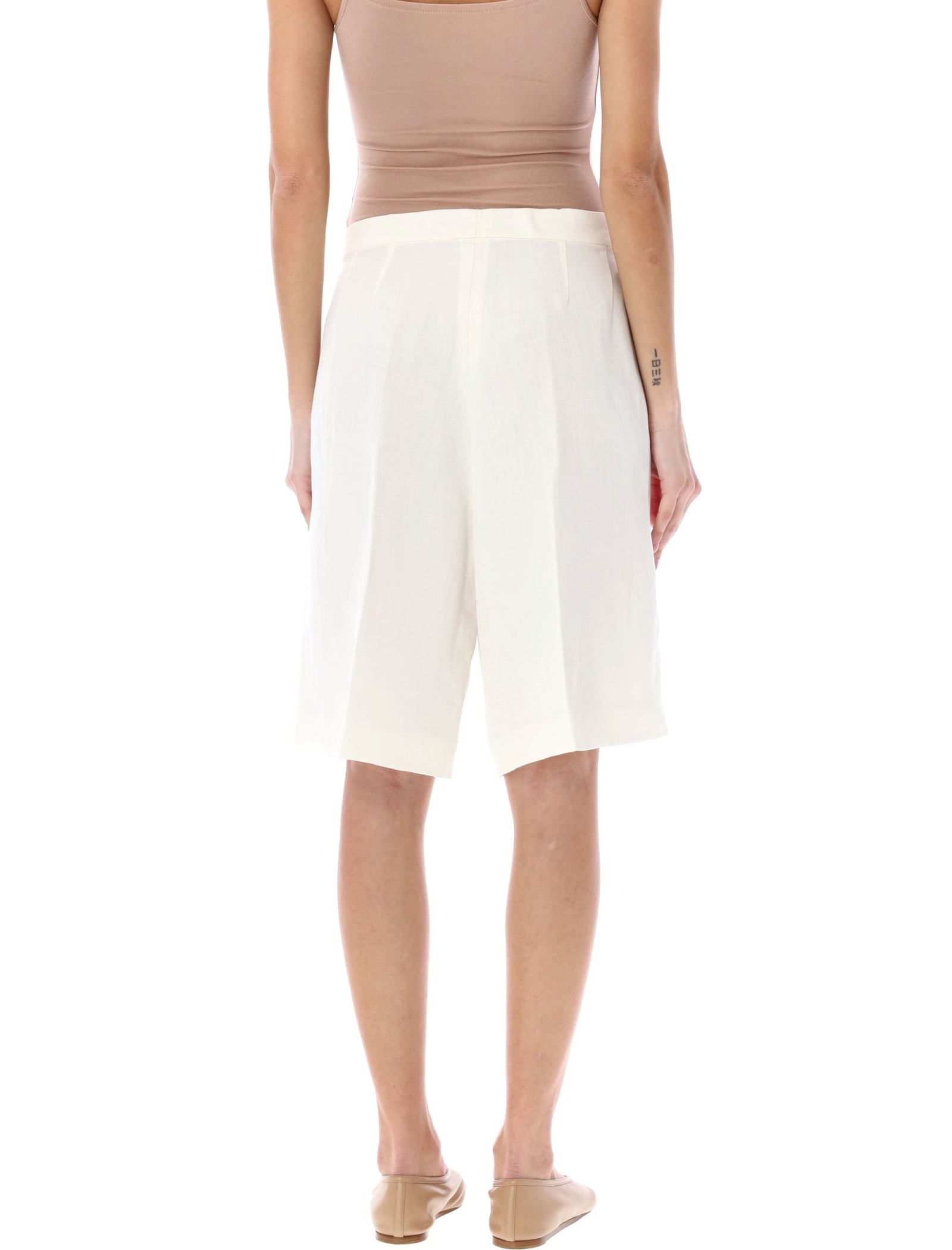 Shop Fabiana Filippi Shorts In Bianco
