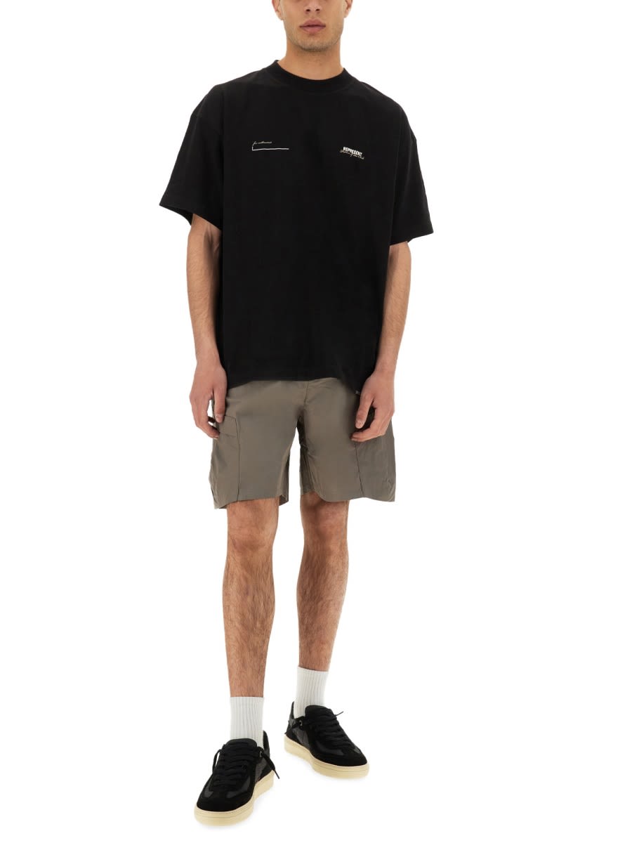 Represent Relaxed Fit Cargo Tech Shorts In Dove