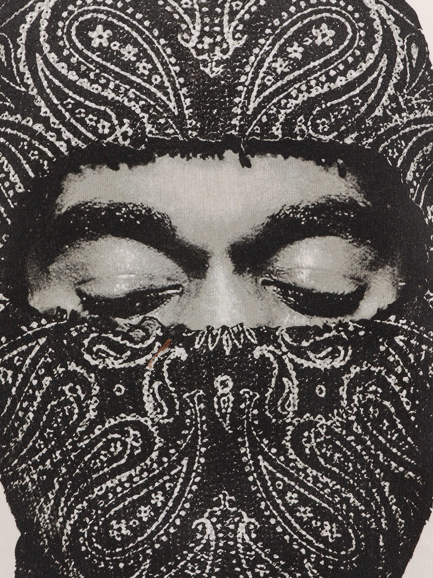 Ih Nom Uh Nit Graphic Print Crew-neck Short Sleeve T-shirt In White