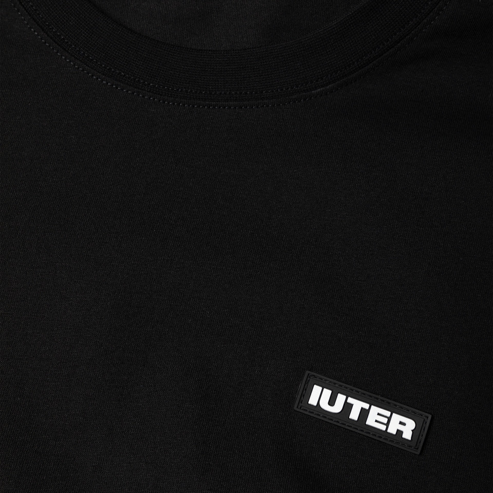 Shop Iuter T-shirt In Black