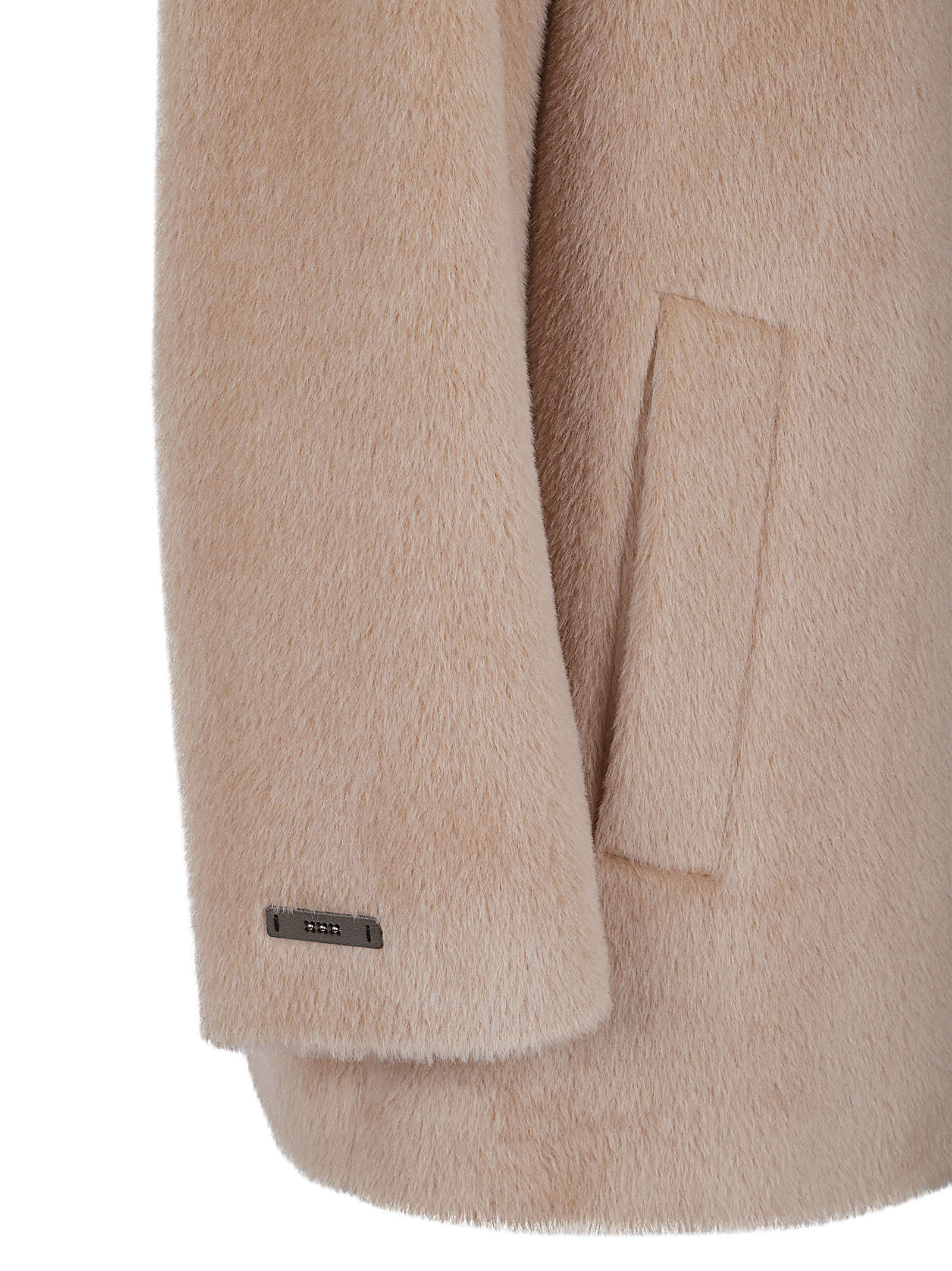 Peserico Long-sleeved Coat In Neutral