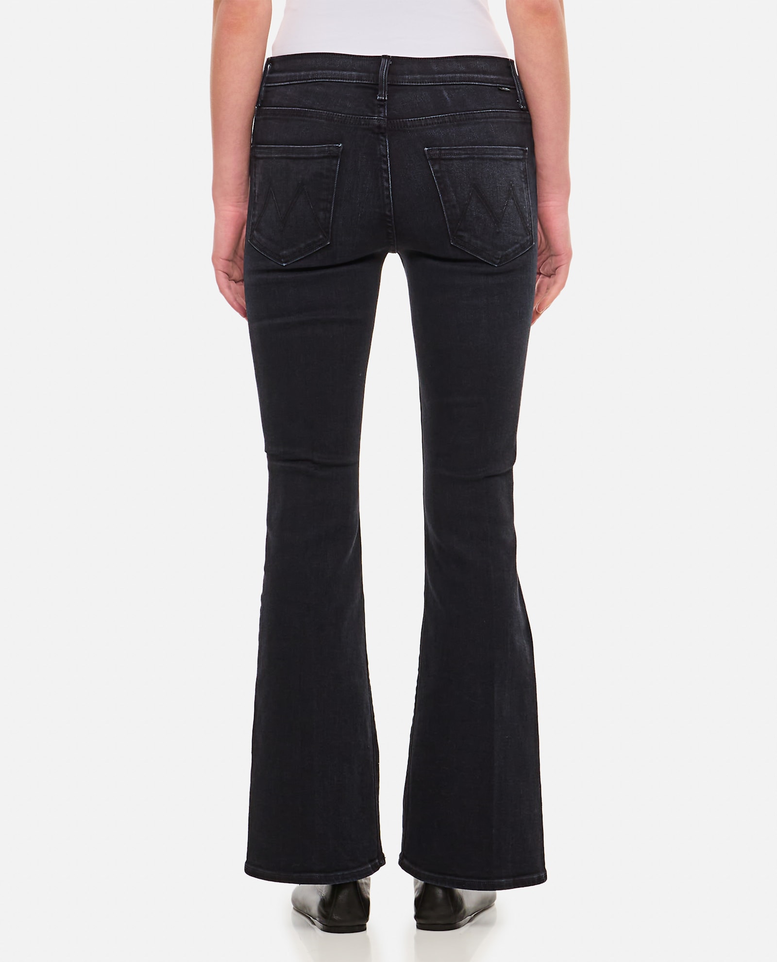 Mother The Weekender Fray Jeans Chip On My Shoulder In Black