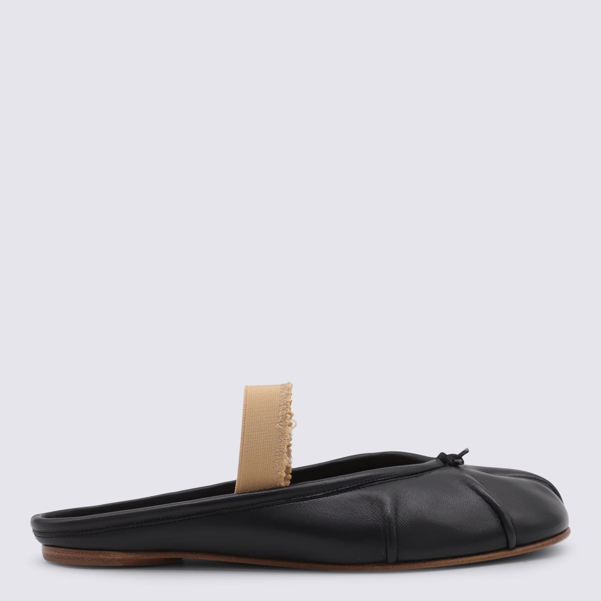 Maison Margiela Black Leather Tabi Flats In Black