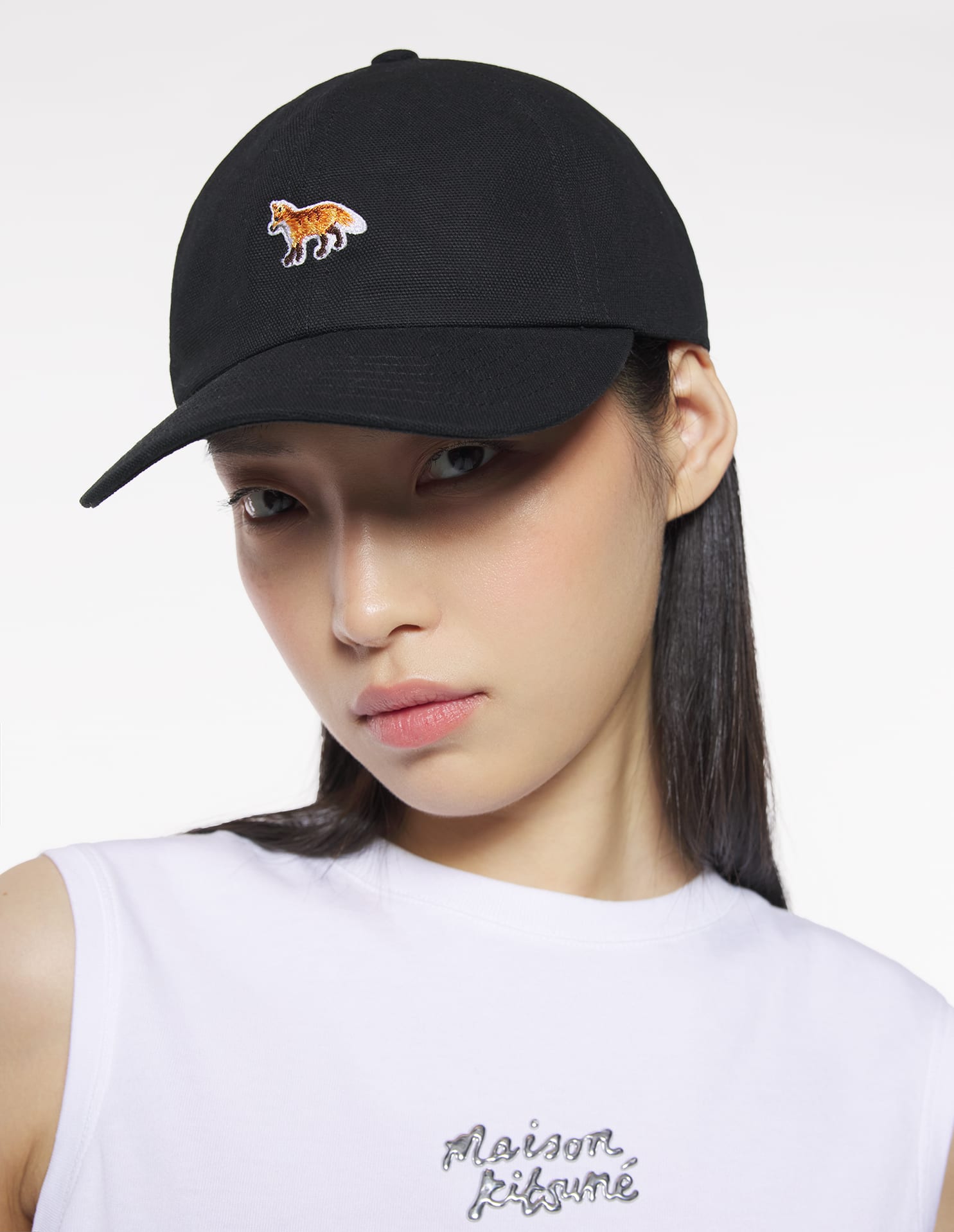 Maison Kitsuné Baby Fox Embroidered Cap In Black