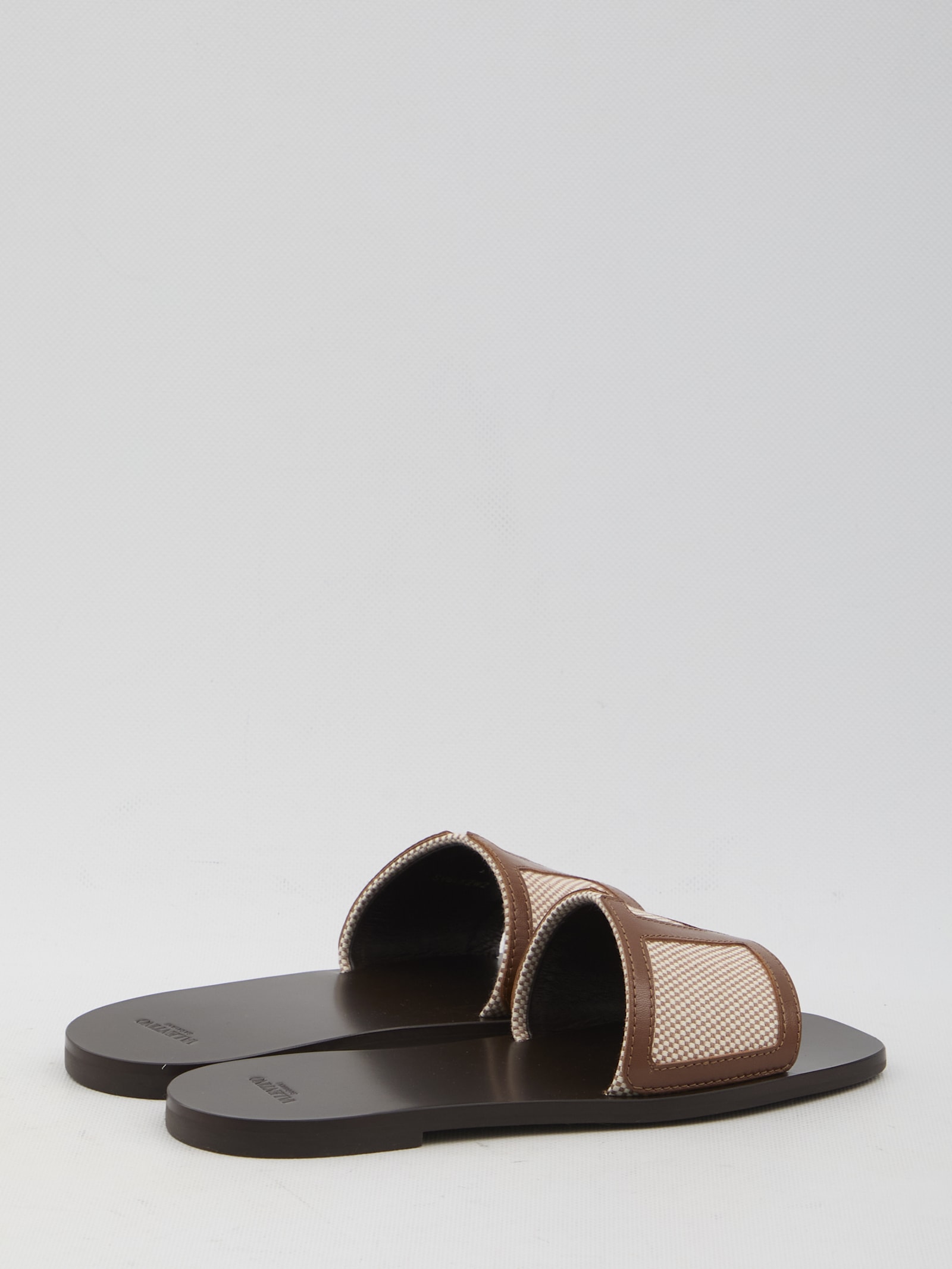 Shop Valentino Superstar Slide Sandals In Naturaletobacco