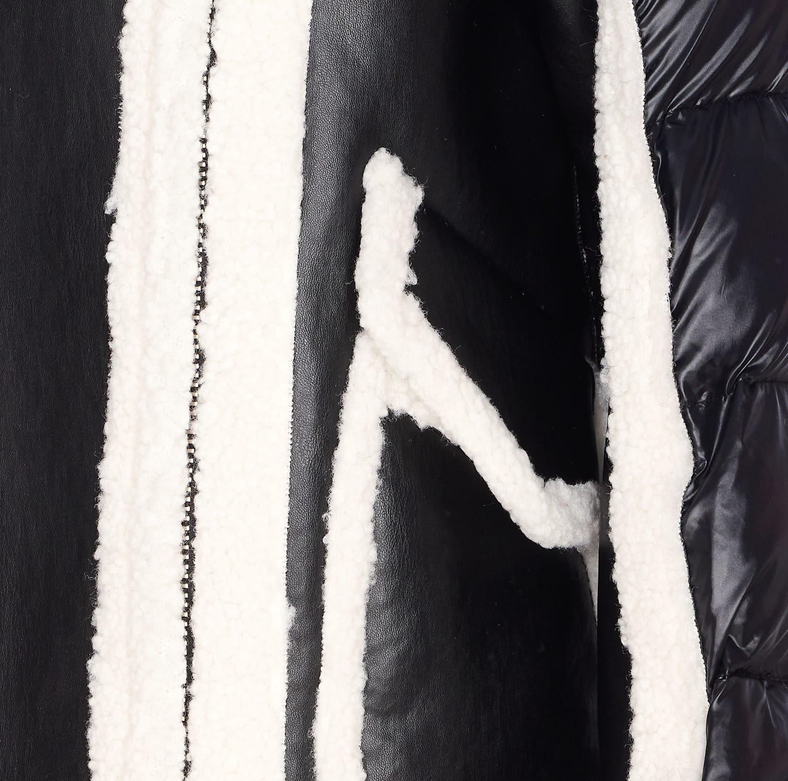 Essentiel Antwerp Faux-shearling Panelled Jacket In Black