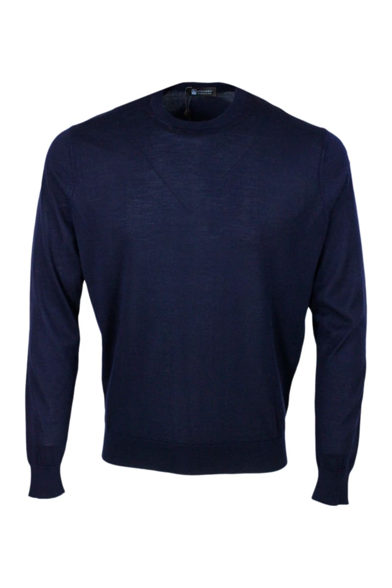 Light Crew Neck Long Sleeve Sweater In Fine 100% Cashmere And Silk With Special Processing On The Profile Of The Neck