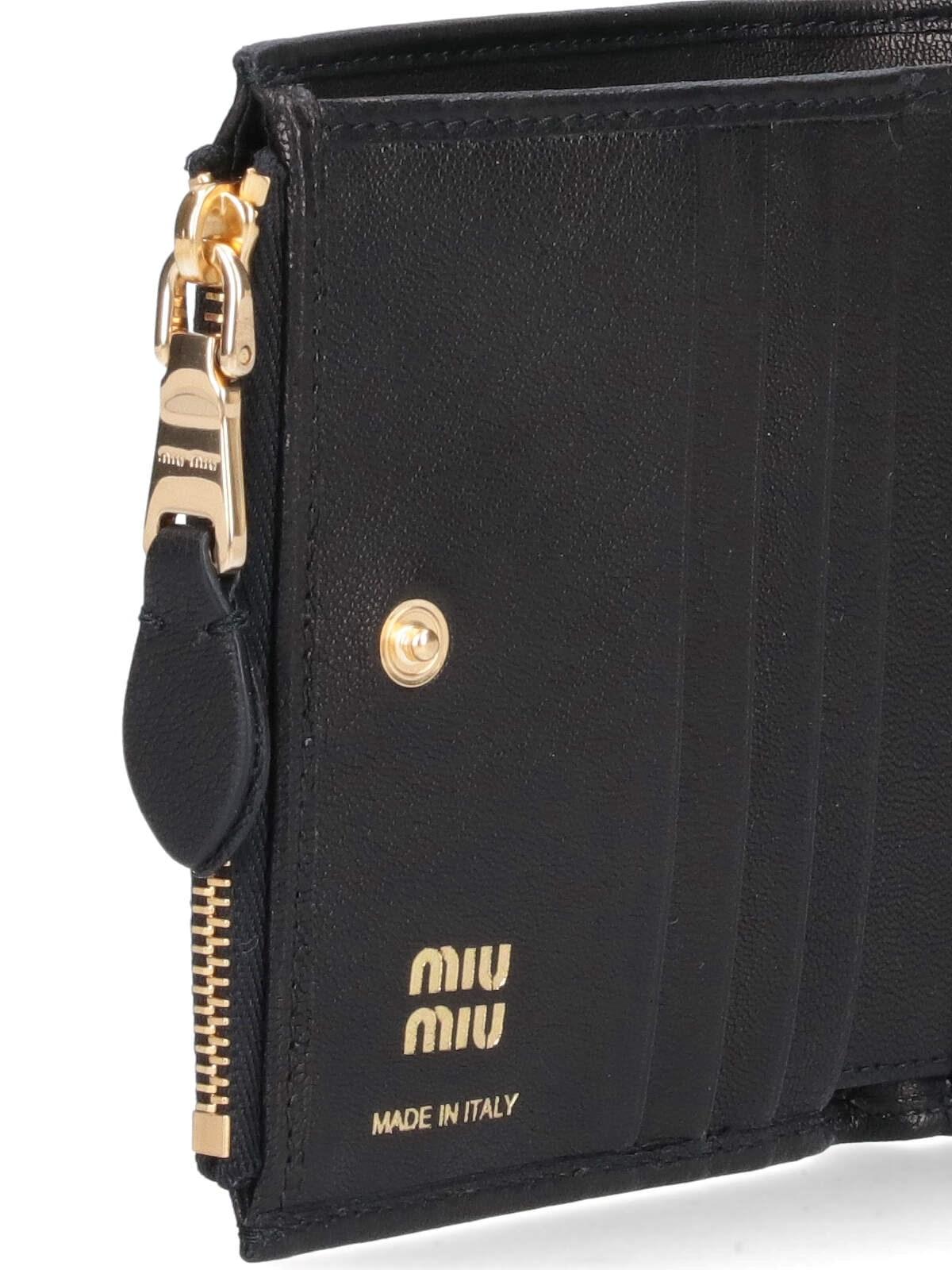 Shop Miu Miu Small Logo Wallet In Nero