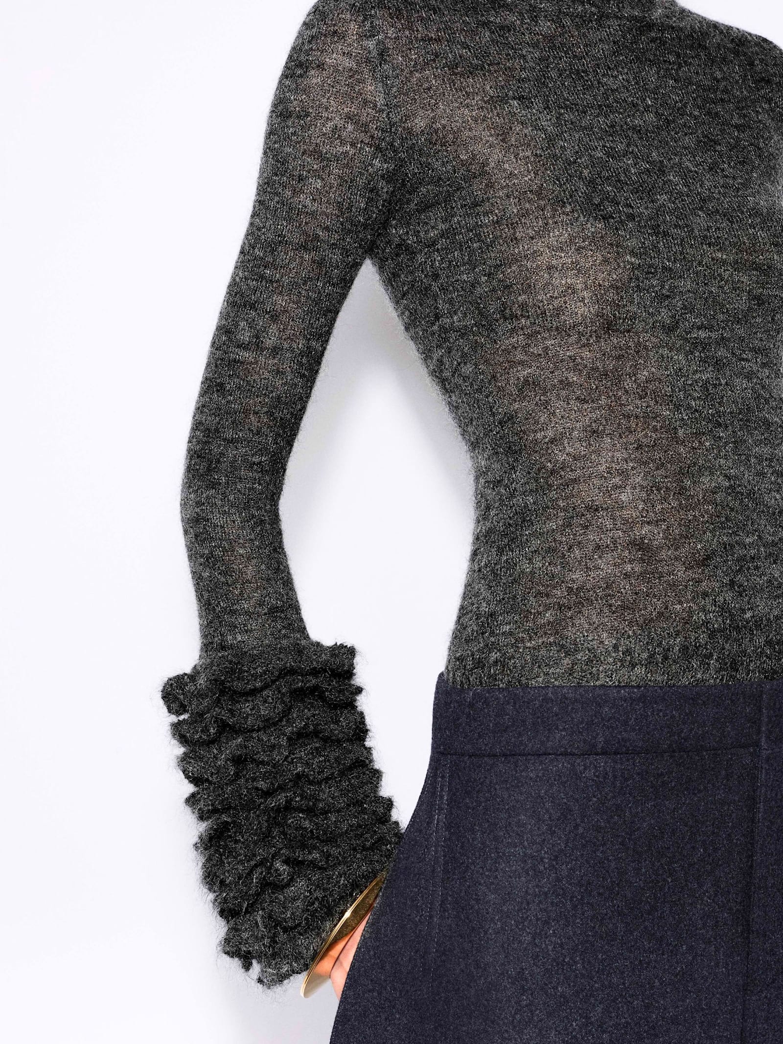 Alaïa Ruffled Sweater In Gray