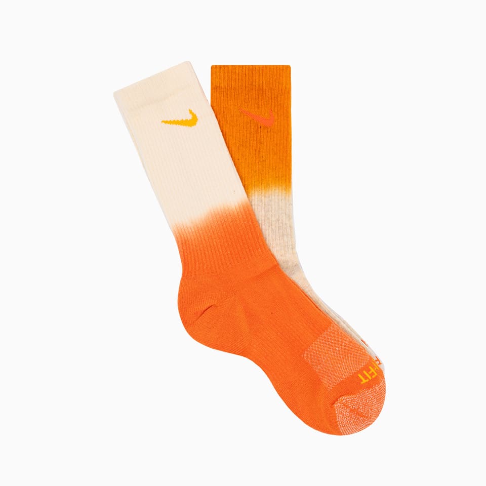 Nike Everyday Plus Socks Fq1355-909 In Orange