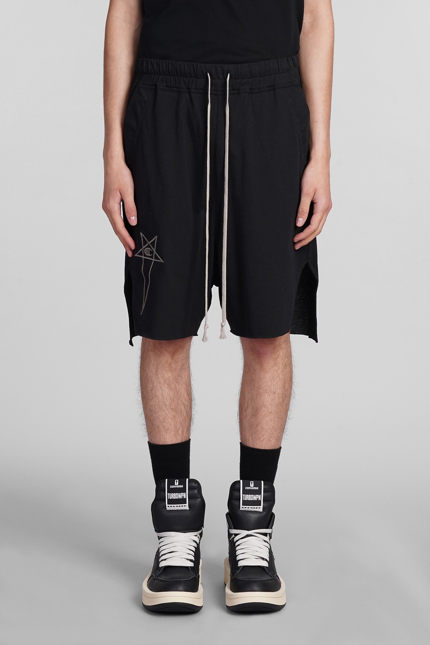 Beveled Pods Shorts In Black Cotton