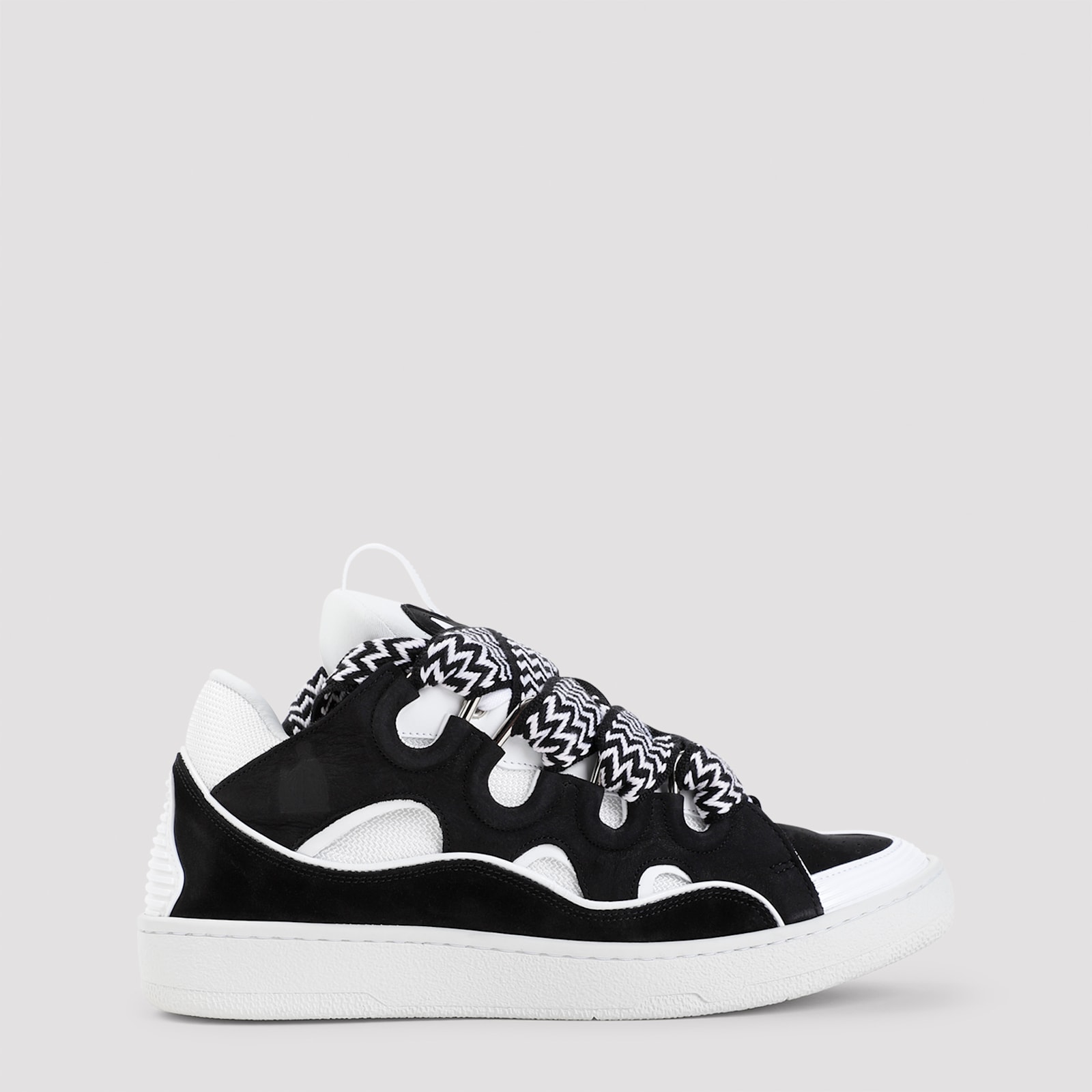 Curb Sneakers