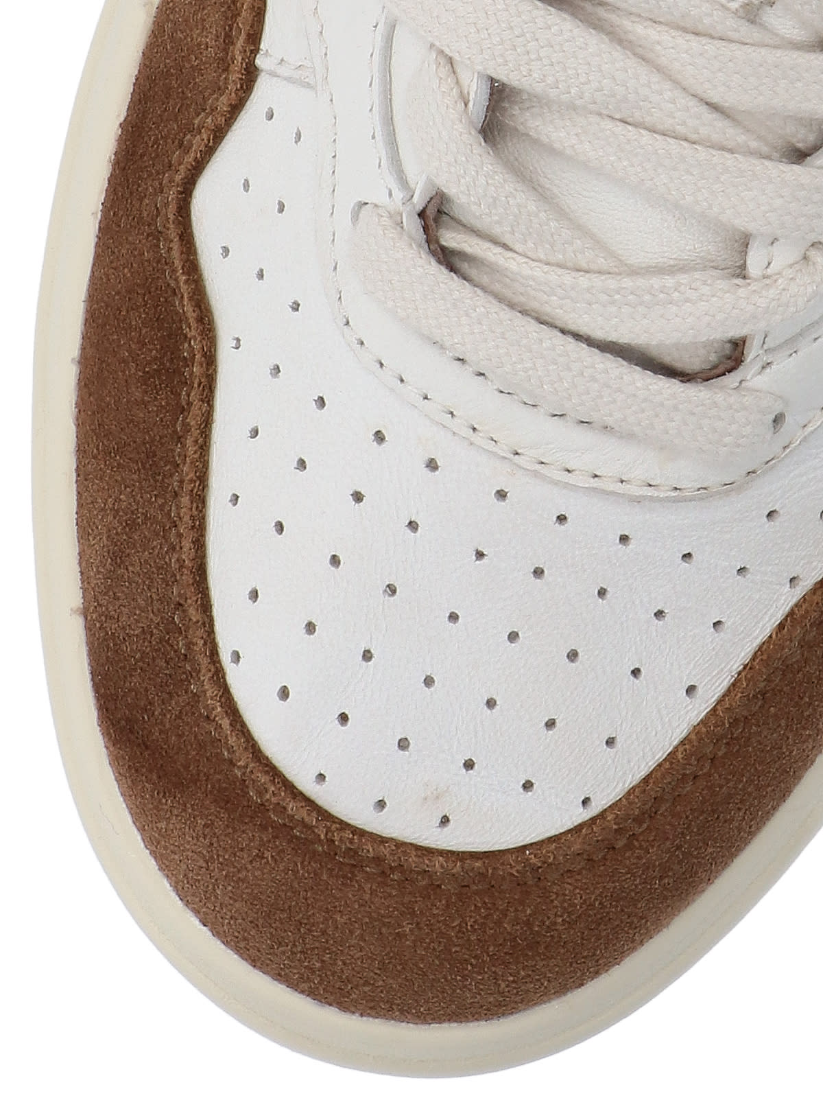 Autry Medalist Low Sneakers In Brown Suede And White Leather In White