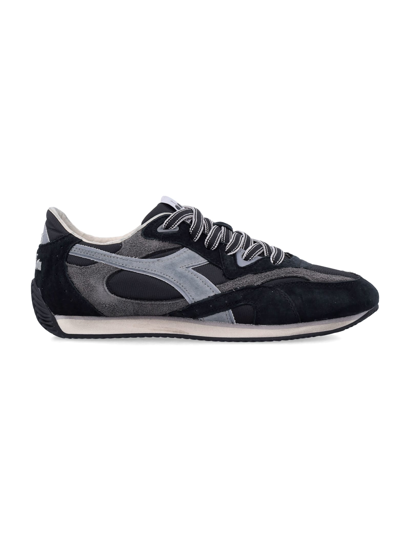 Diadora Heritage Equipe Revenge Used Sneakers In Suede With Vintage Effect In Black