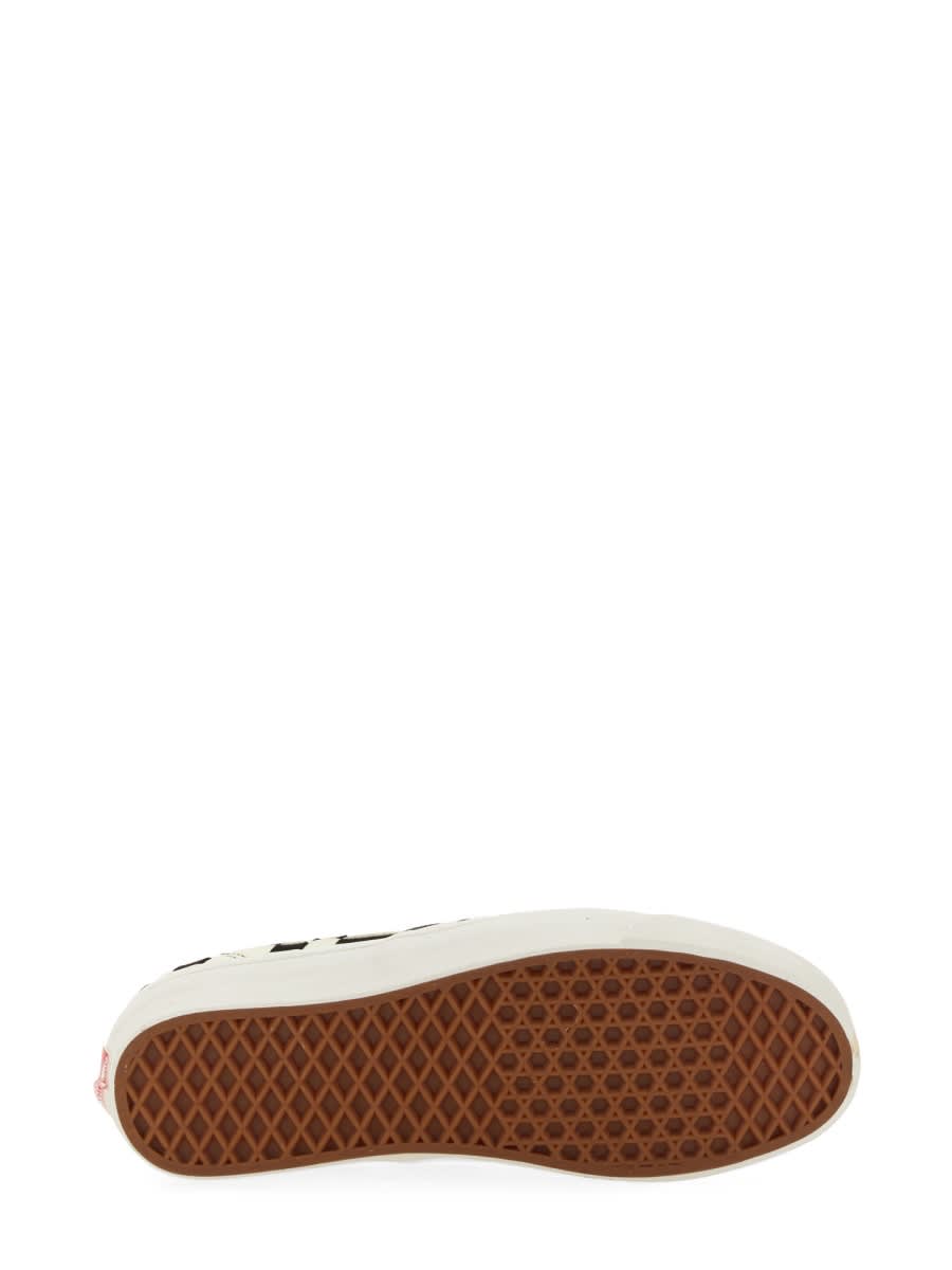 Vans Two-toned Canvas Low-top Sneaker In Multicolour