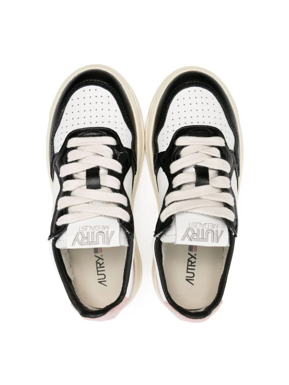 Shop Autry White, Pink And Black Medalist Low Sneakers In Bianco