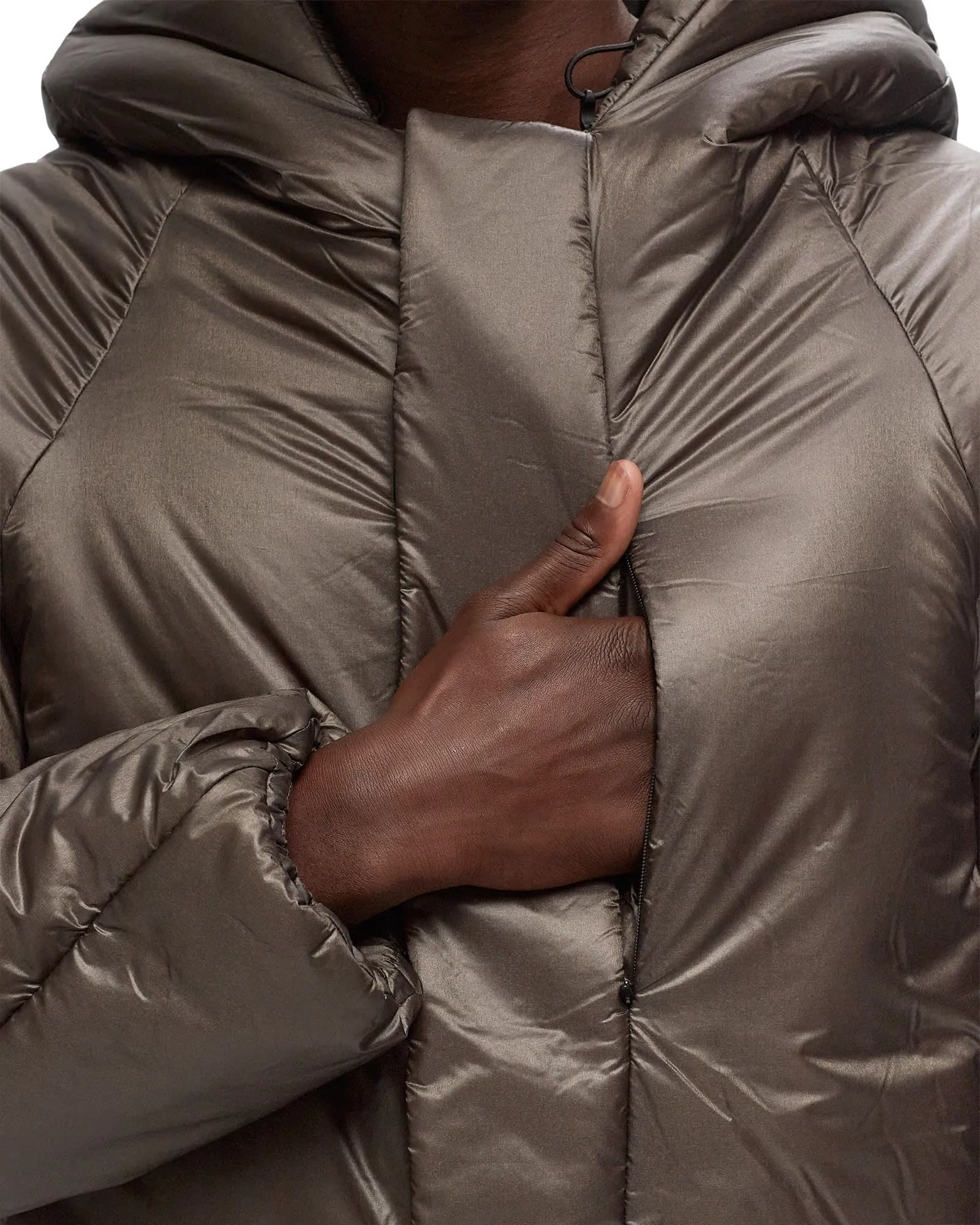GOLDWIN CLOUD HELICOID PARKA