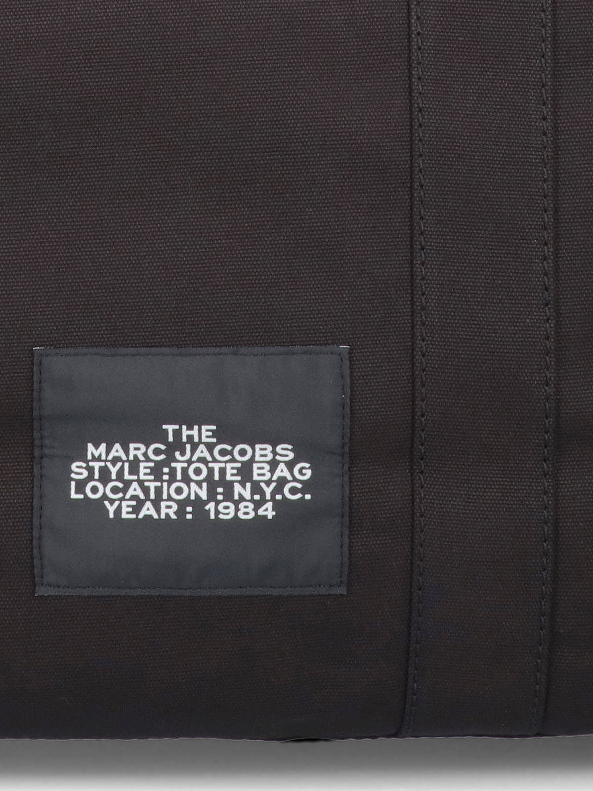 Marc Jacobs The Large Tote Bag In Black