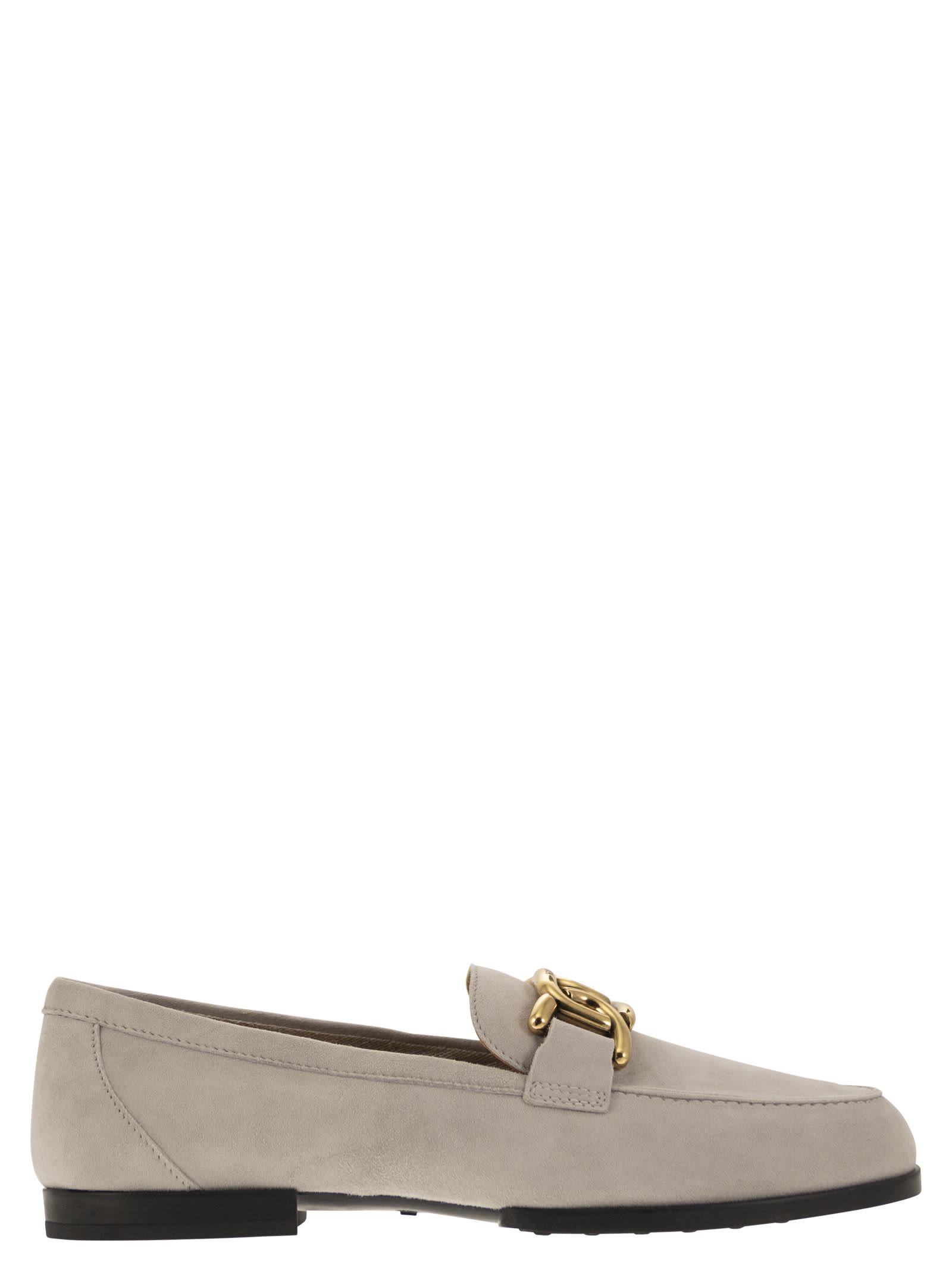 Moccasin In Nubuck With Metal Chain