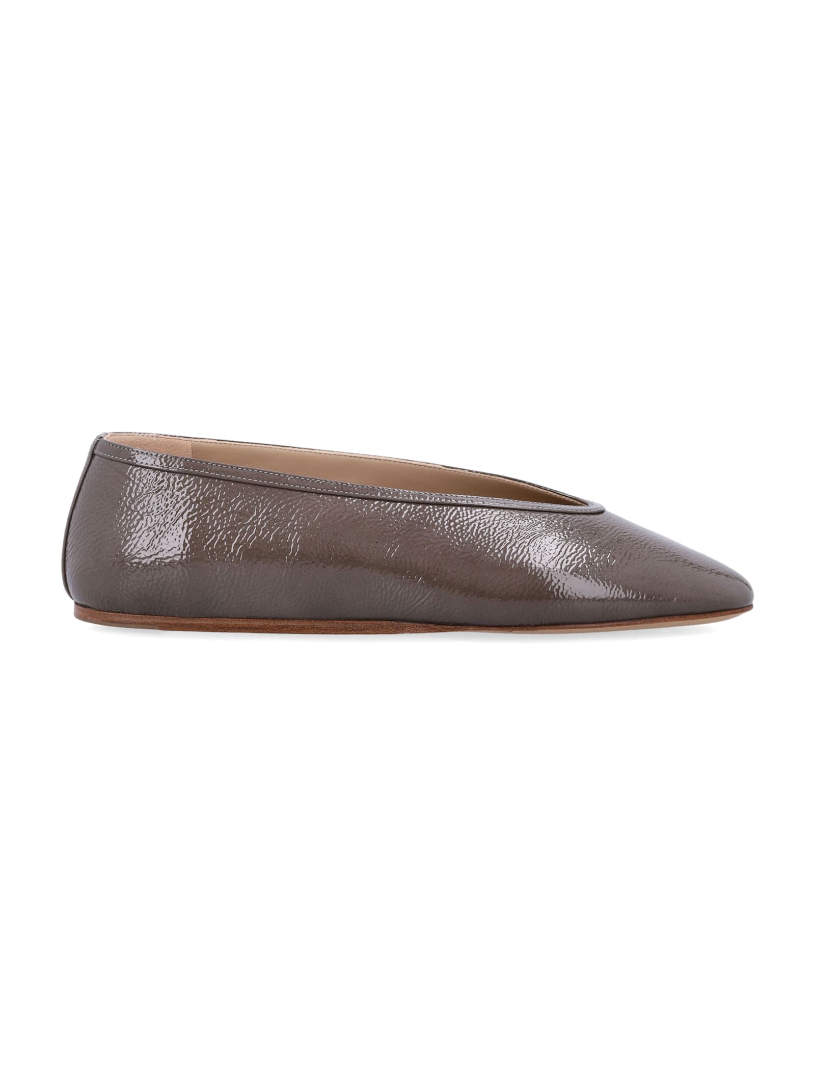 Le Monde Beryl Luna Taupe Patent Leather Slippers In Brown