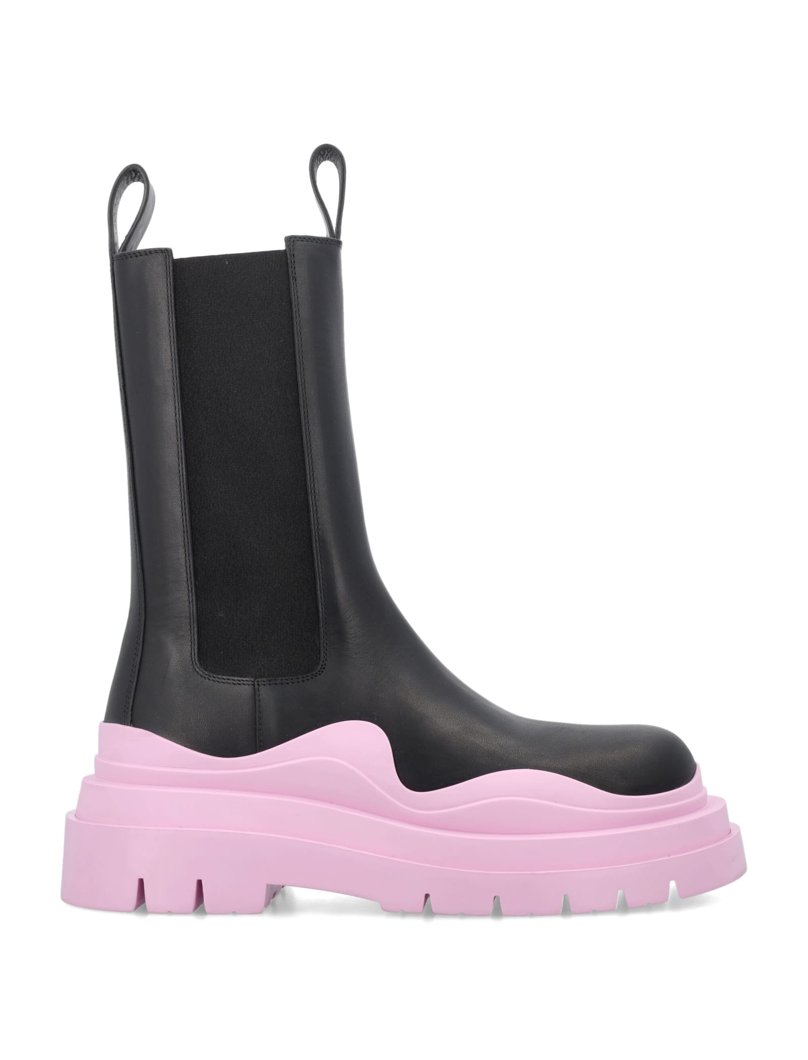 Bottega Veneta Tire Boots Women In Black/pink