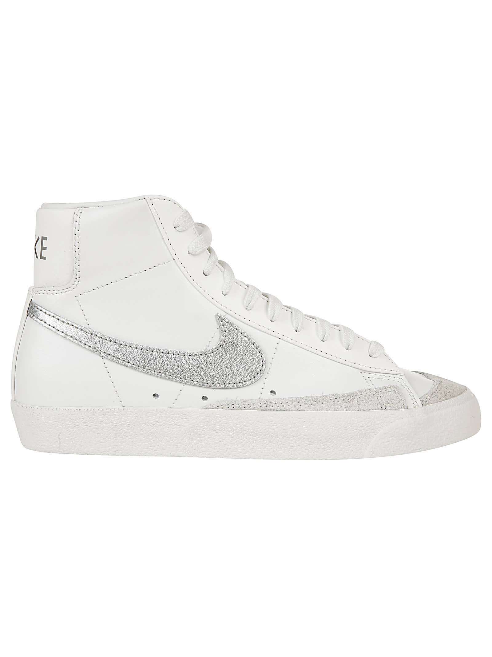 NIKE photo
