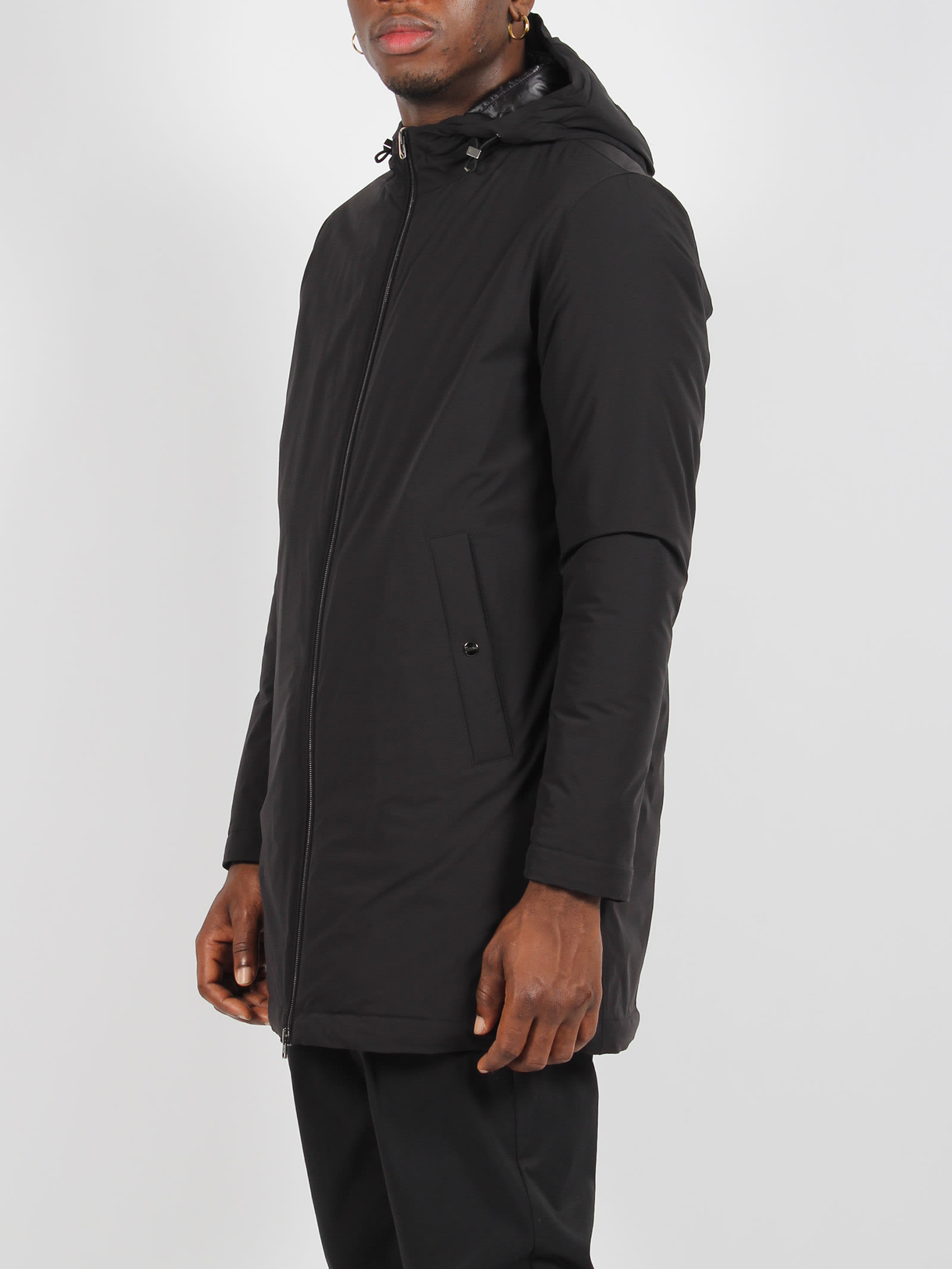 Shop Herno Ponente Resort Parka In Black