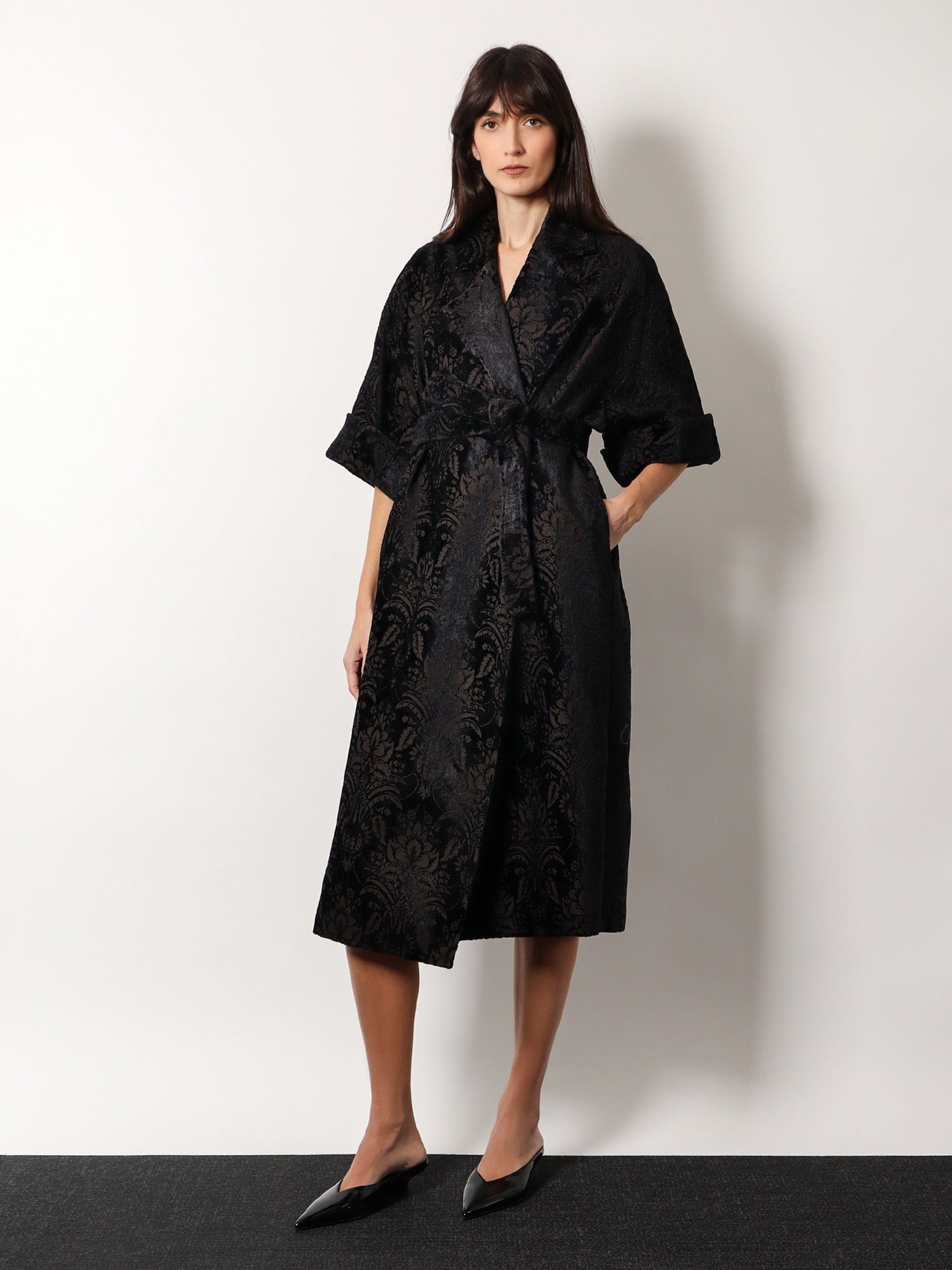Max Mara Edolo Oversize Velvet Coat With Damask Motif In Black