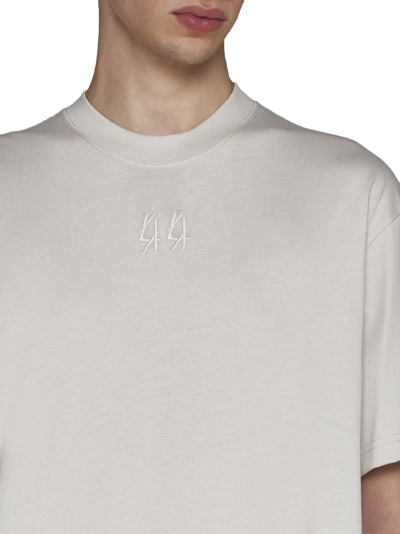 Shop 44 Label Group T-shirt In Dirty White+44 Gaffer Print