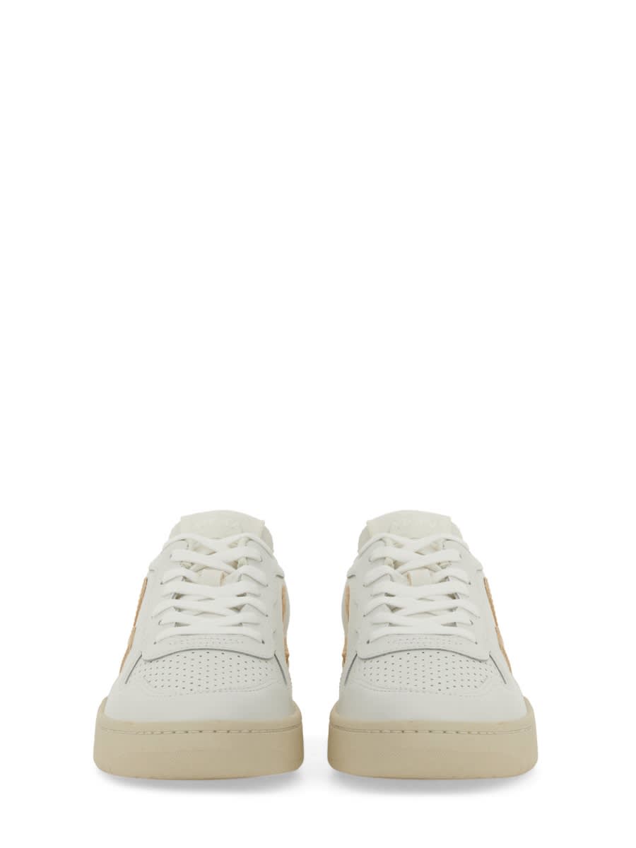 Veja V-10 Bicolor Leather Low-top Sneakers In Neutral