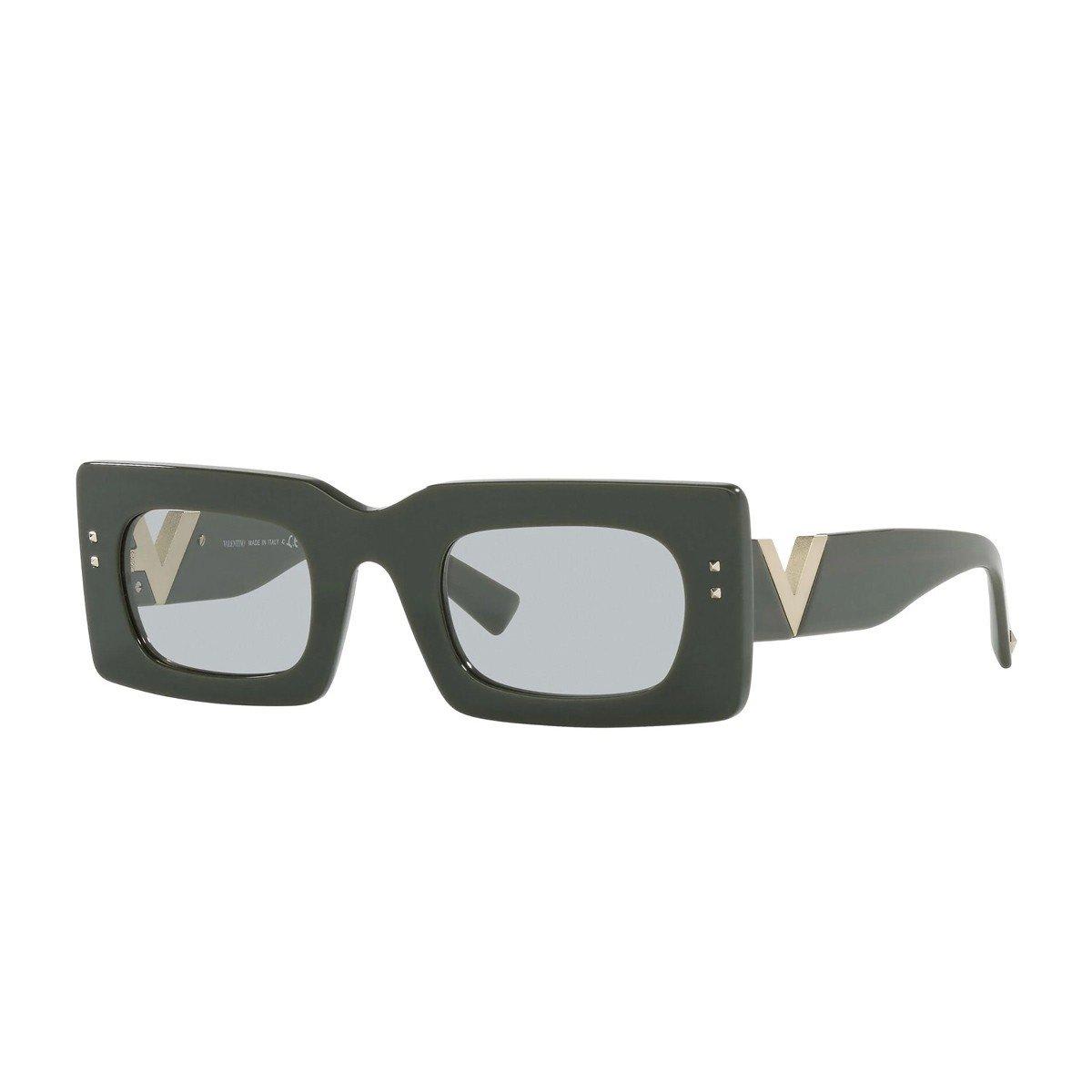 Valentino Rectangular Frame Sunglasses In 517687