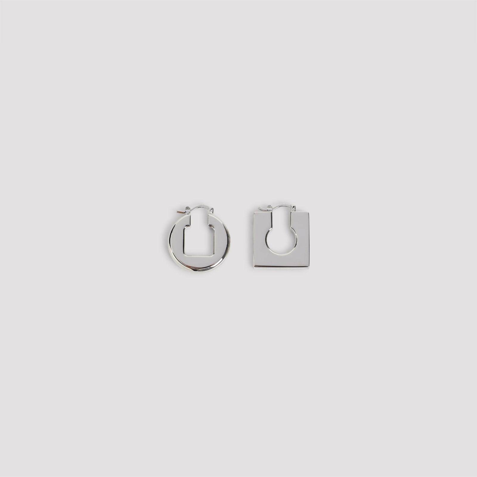 Jacquemus Asymmetric Geometric Earrings In Polished Plated Brass In Metallic