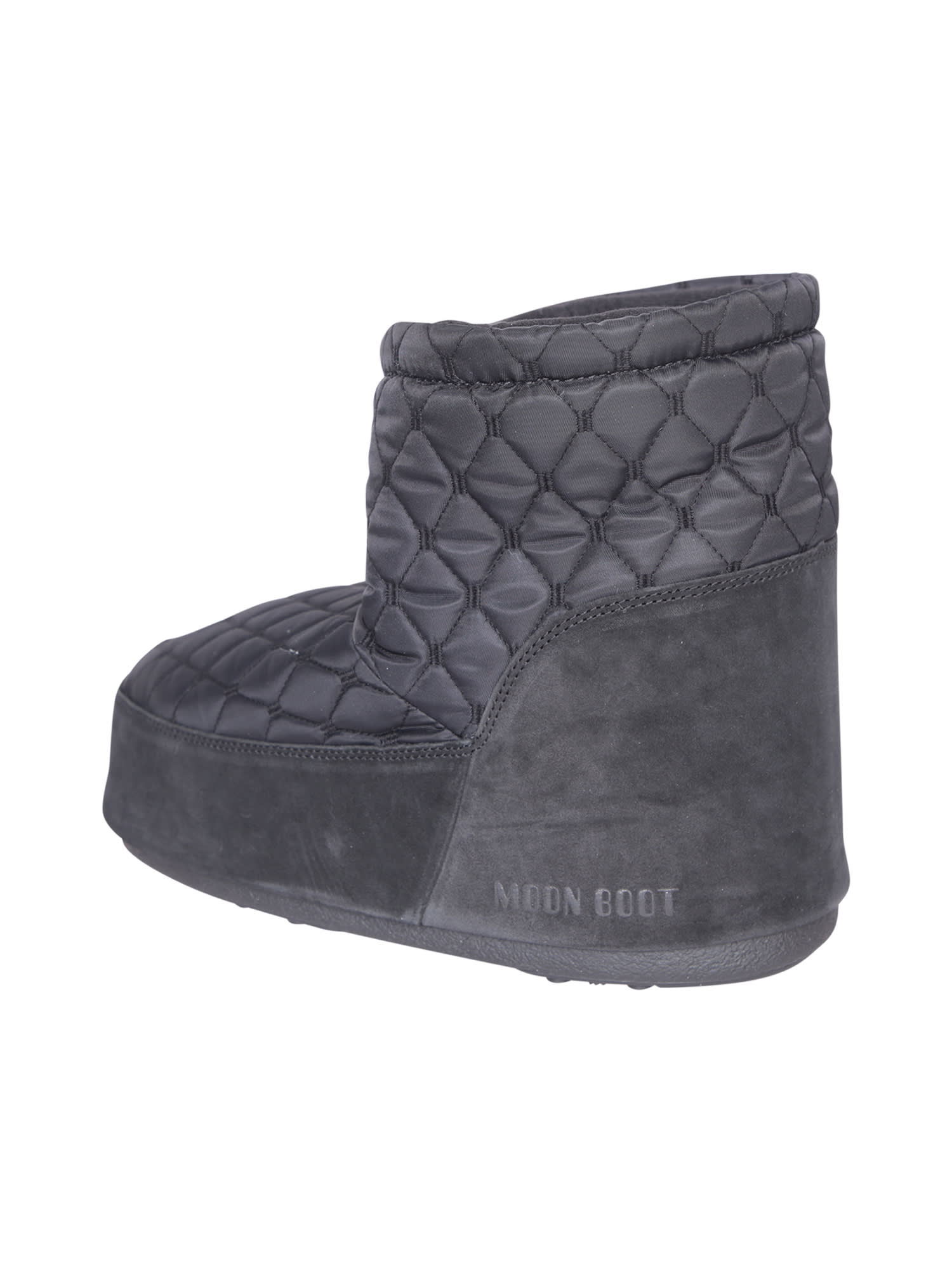 Shop Moon Boot Icon Low No Lace Quilted Black