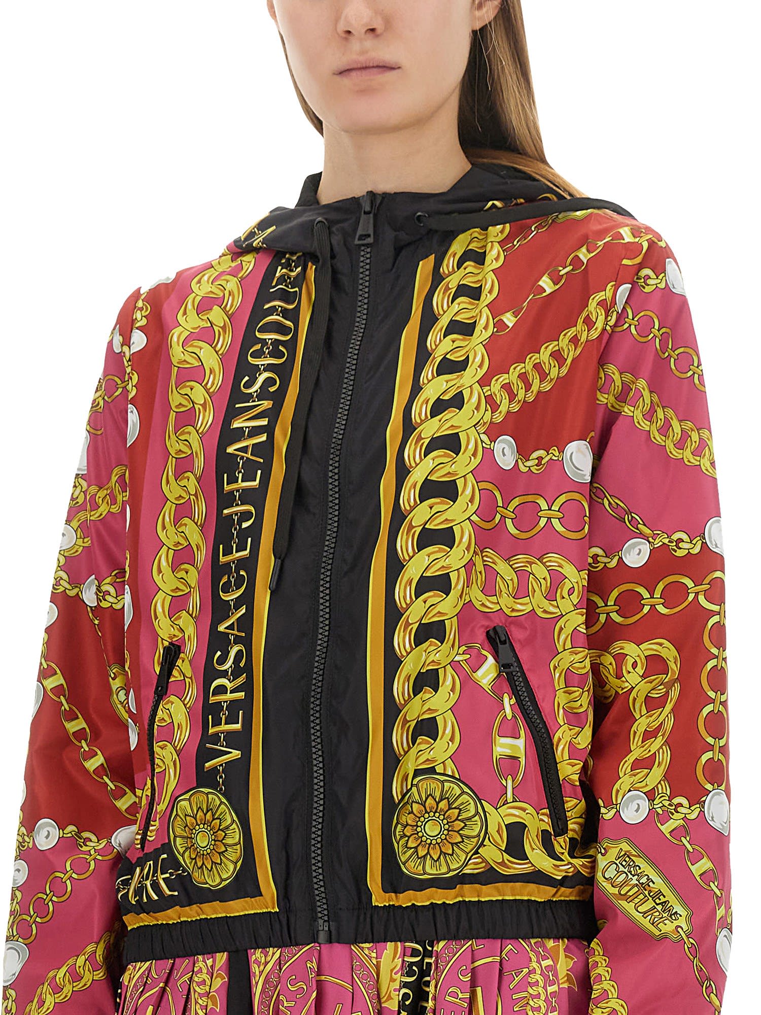 Versace Jeans Couture V-emblem Chain Windbreaker Jacket In Fucsia
