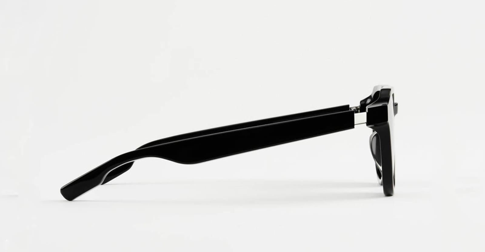 Shop Aether Model D1 - Black Sunglasses