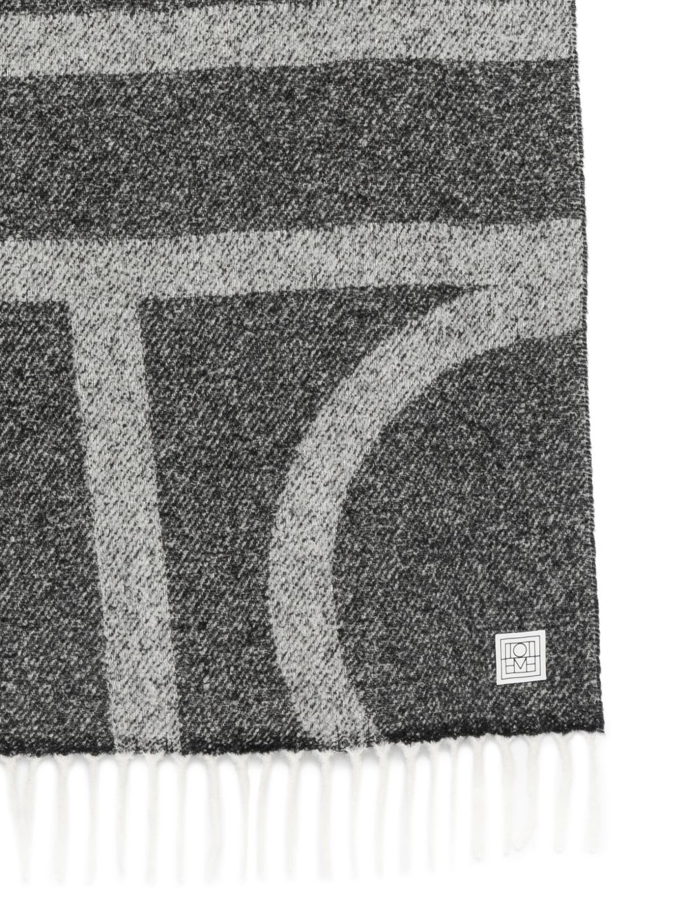 Totême Toteme Monogram Wool Scarf In Gray