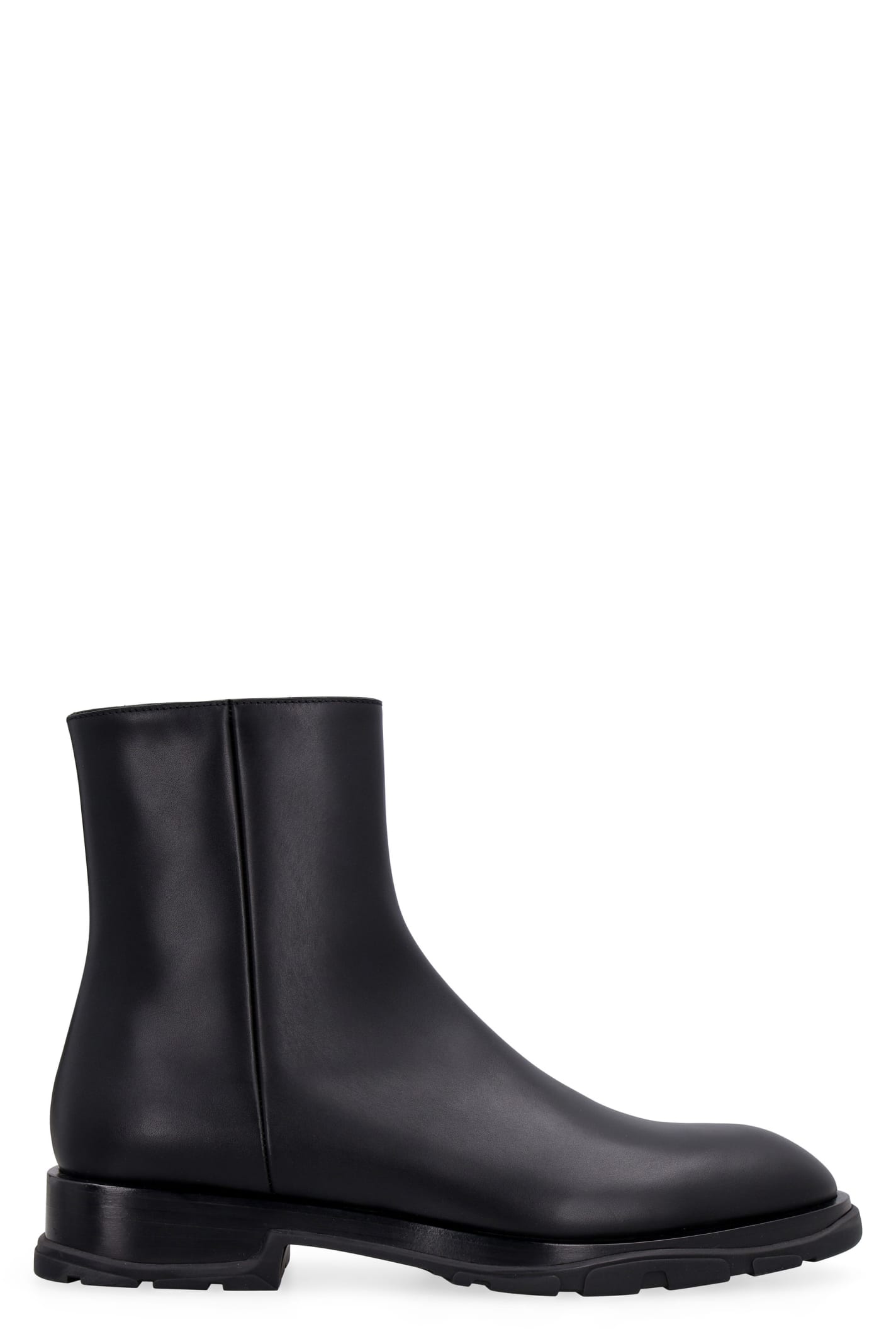 Alexander McQueen Slim Tread Leather Ankle Boots