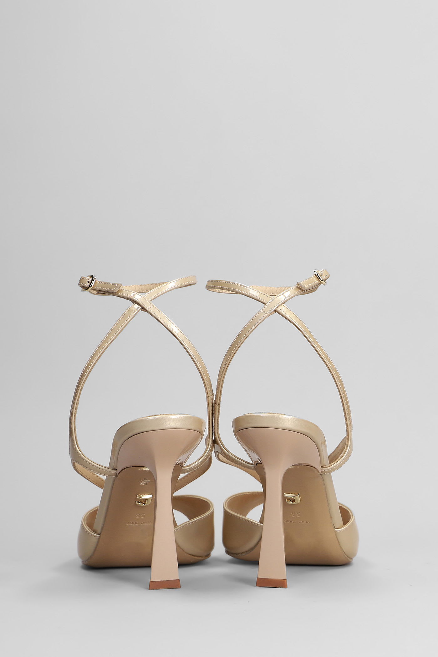 Lola Cruz Streep Heel 95 Sandals In Powder Leather In Neutral