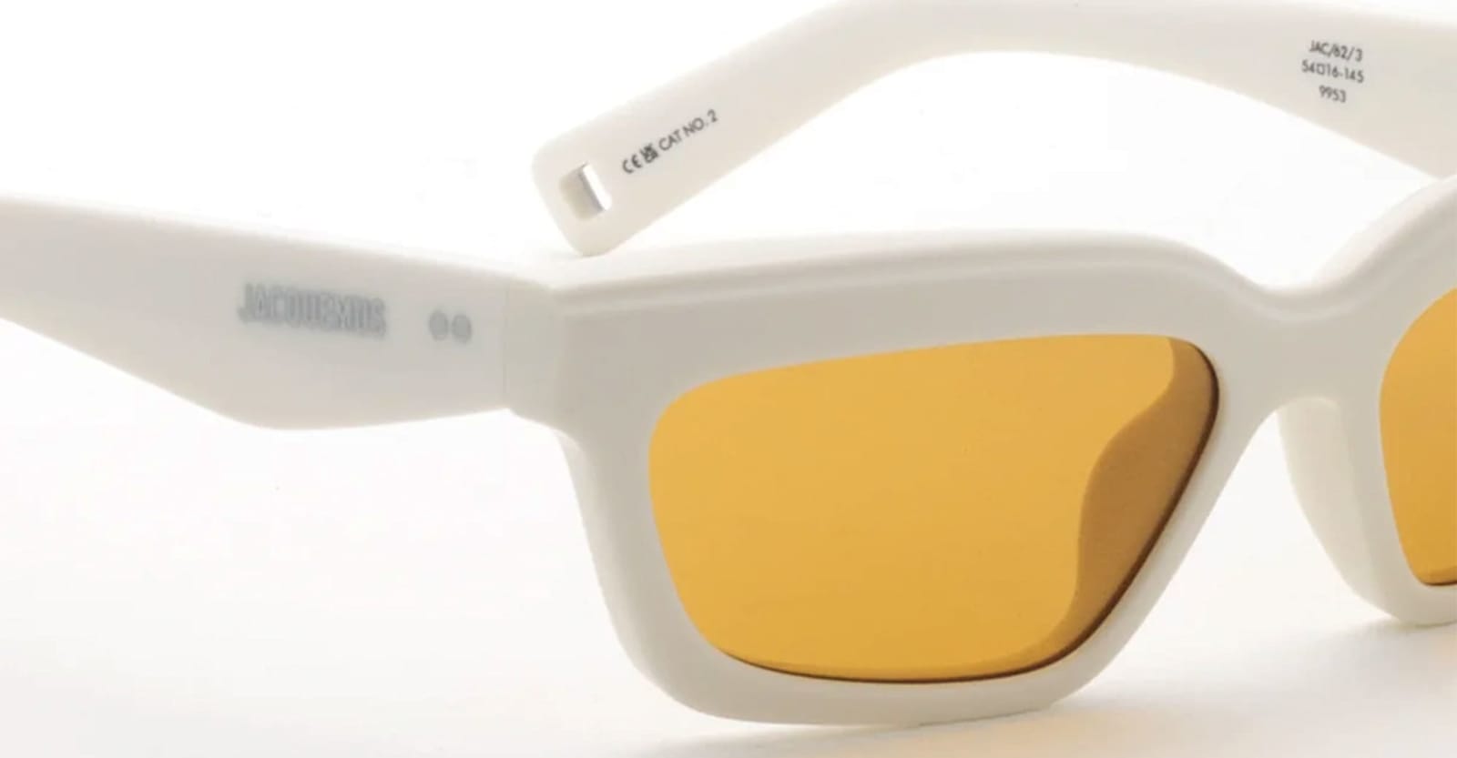 Jacquemus Sunglasses In Neutral