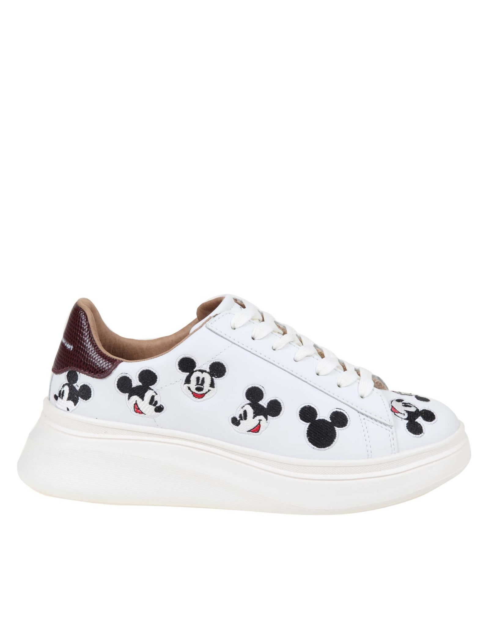 M.O.A. master of arts Moa Sneakers In Leather With Disney Embroidery