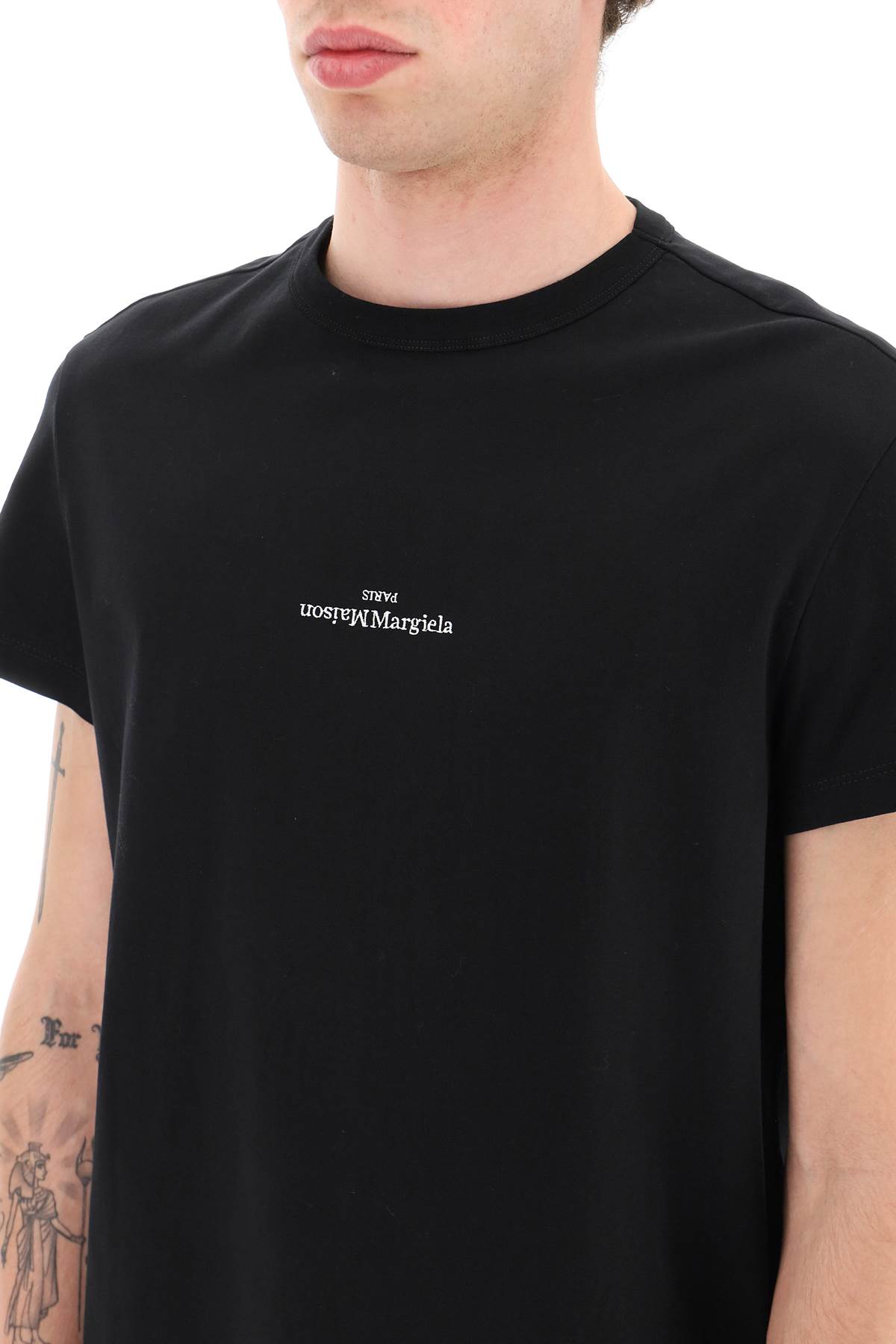 Maison Margiela Distorted Logo T-shirt In Black